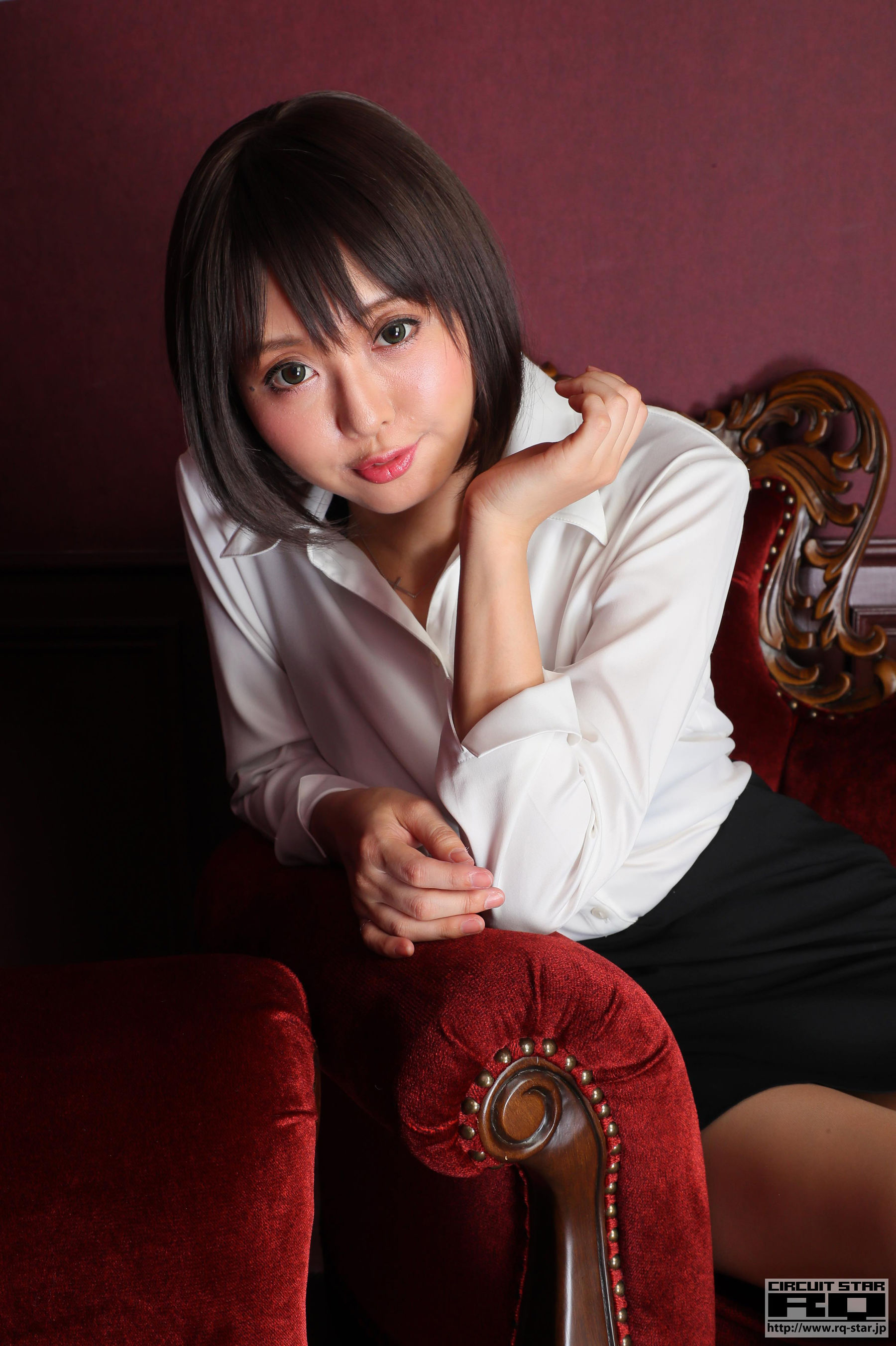 [RQ-STAR] Ahane 亜羽音 Office Lady