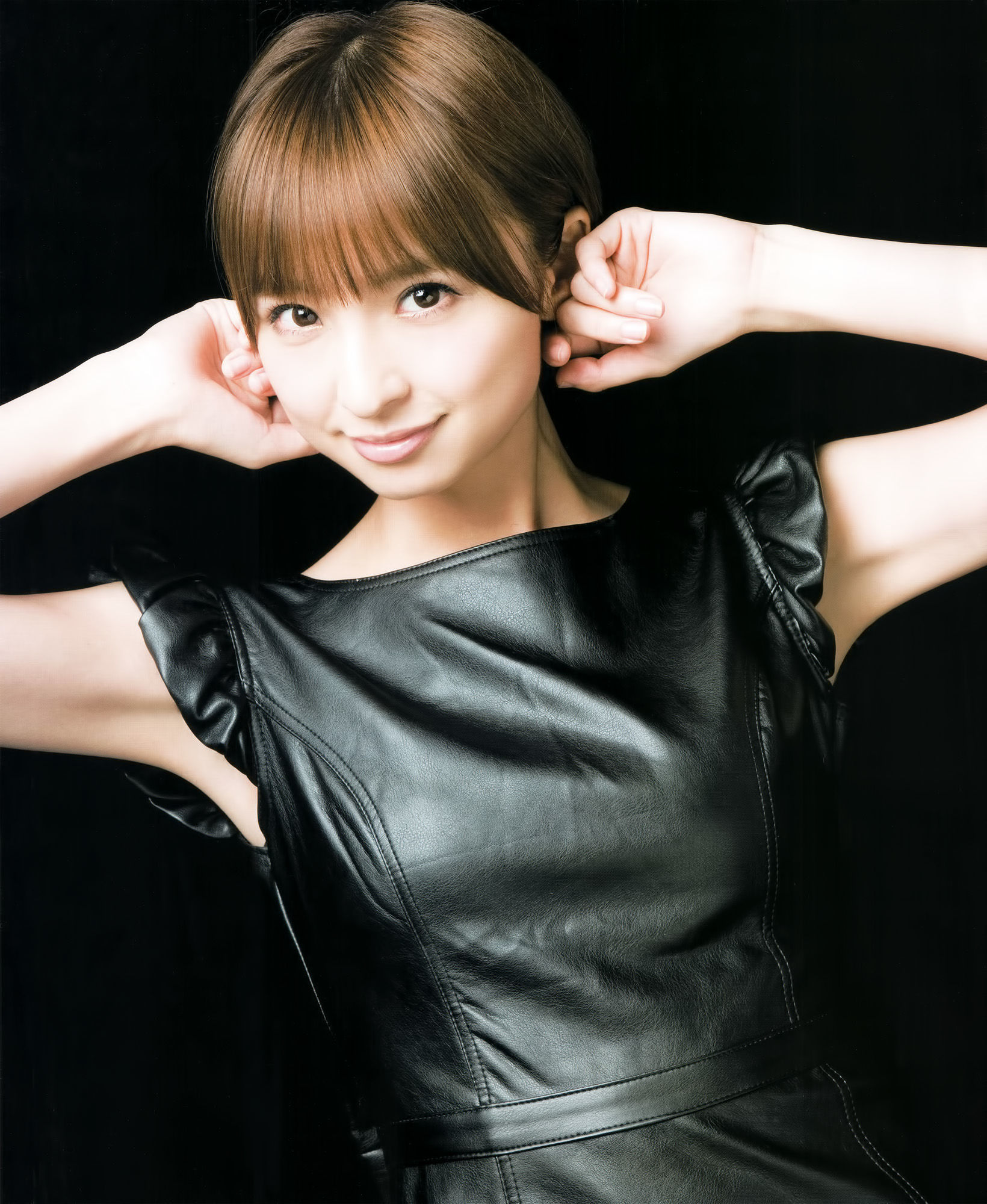 [Bomb Magazine] 2012年No.01 篠田麻里子 小嶋陽菜 秋元才加 HKT48 乃木坂46