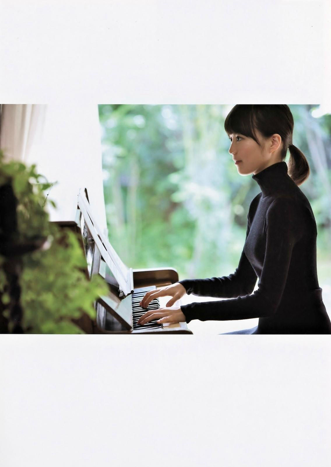 [ENTAME(エンタメ)] 2014年12月号 岸明日香 生田絵梨花