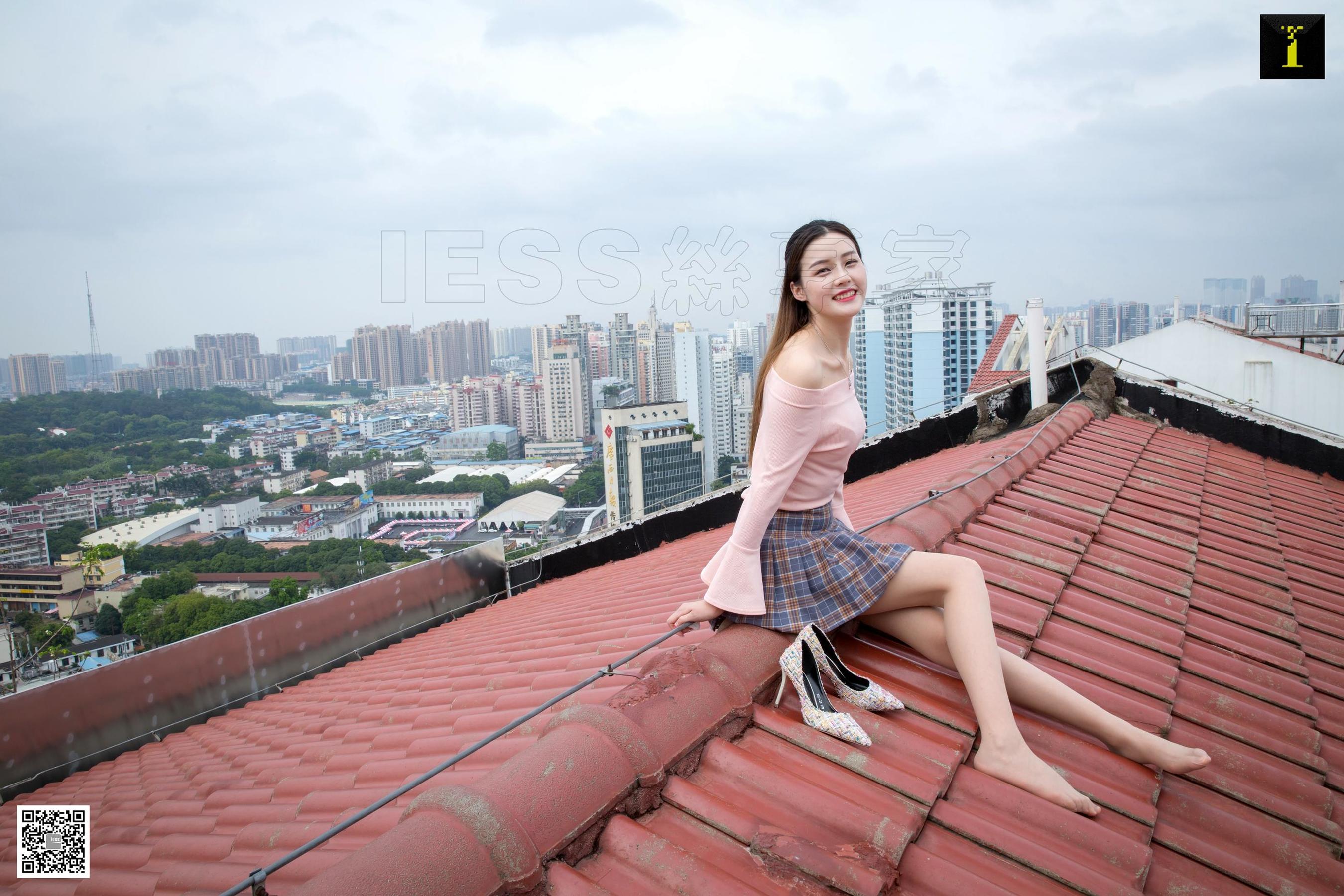 [IESS异思趣向] 模特：九妹 《九妹七夕红屋顶》