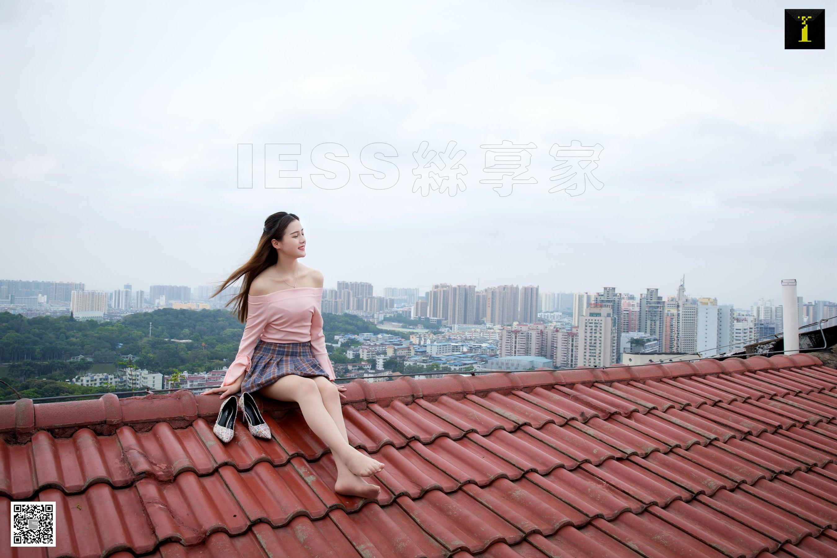[IESS异思趣向] 模特：九妹 《九妹七夕红屋顶》