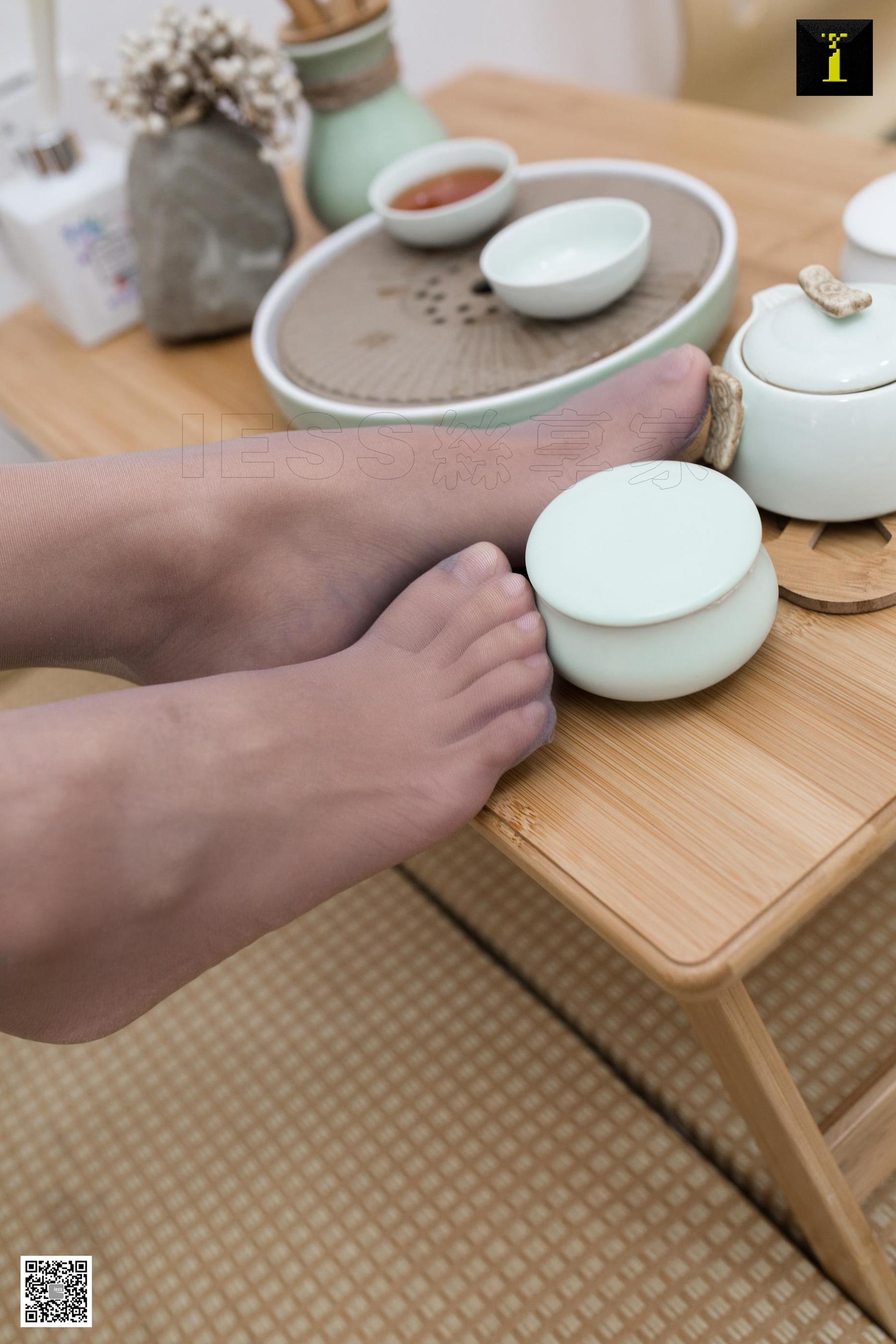 [IESS异思趣向] 模特：婉萍 《婉萍旗袍请茶》