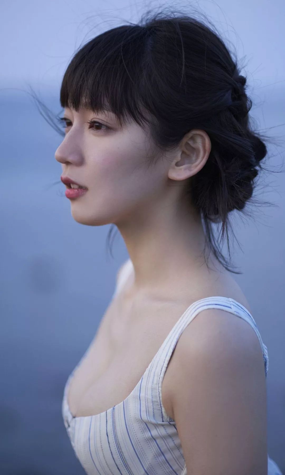 吉岡里帆 「ロングロングバケーション」(Kindle)