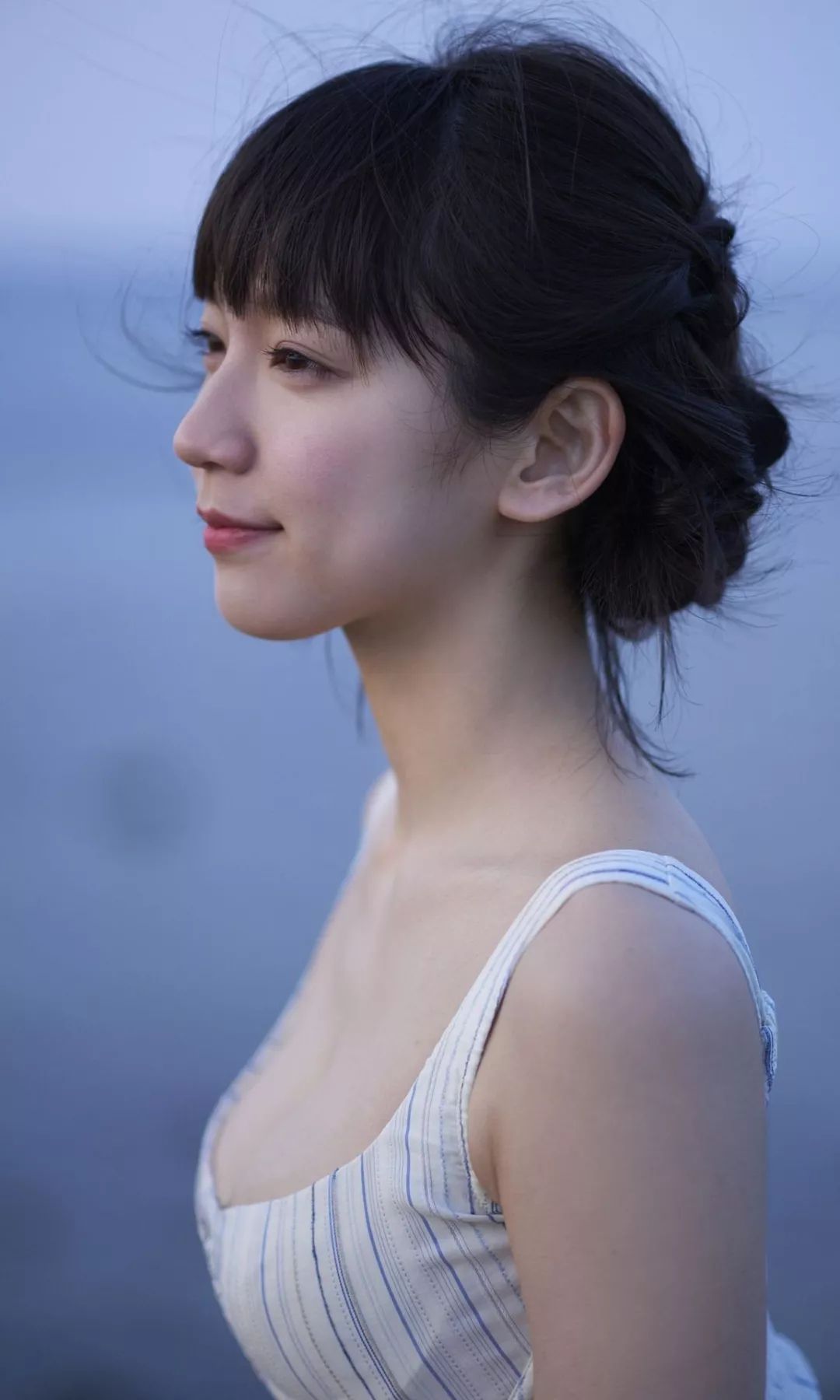 吉岡里帆 「ロングロングバケーション」(Kindle)