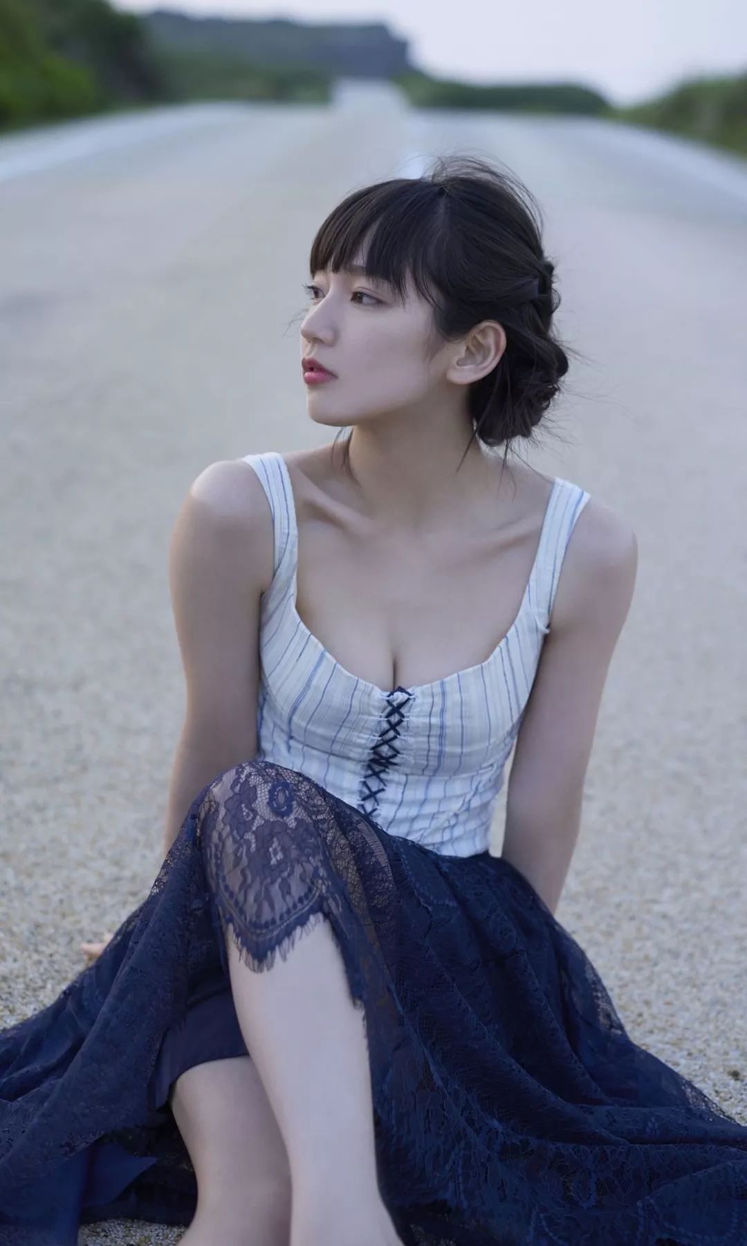 吉岡里帆 「ロングロングバケーション」(Kindle)