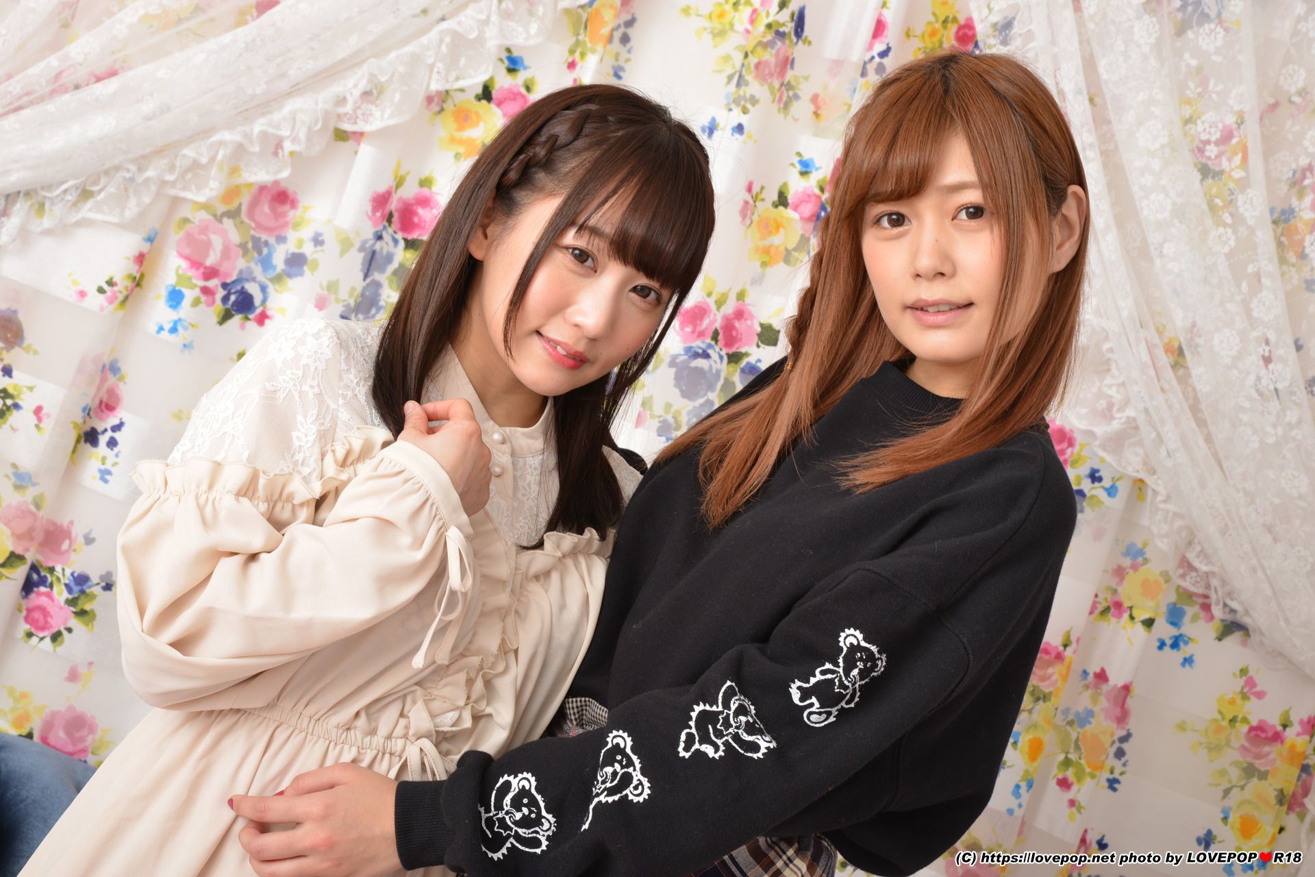 [LOVEPOP] 紺野ひかる&篠宮ゆり Photoset 04