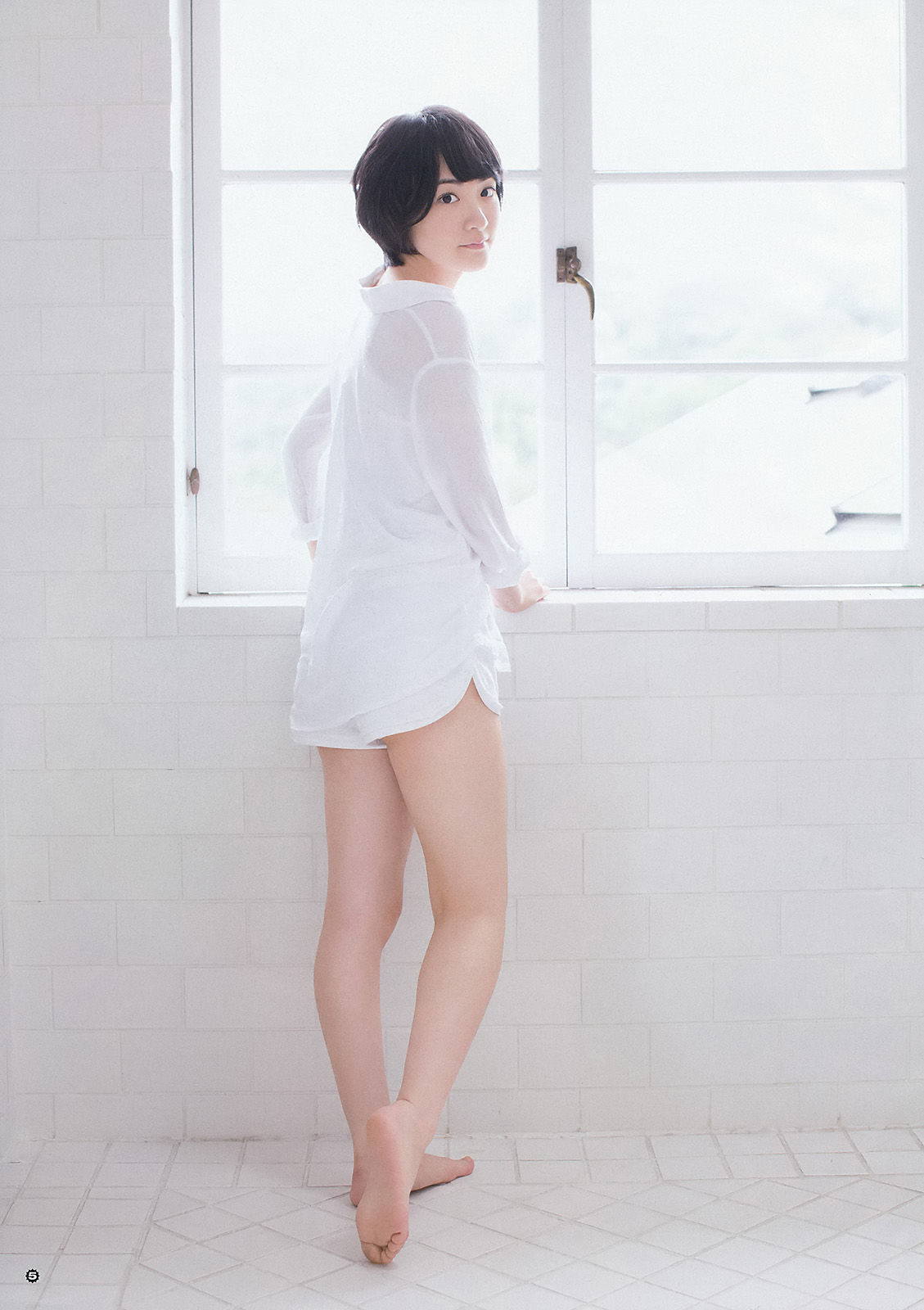 [Young Gangan] 2015年No.13 生駒里奈 御伽ねこむ 井上小百合