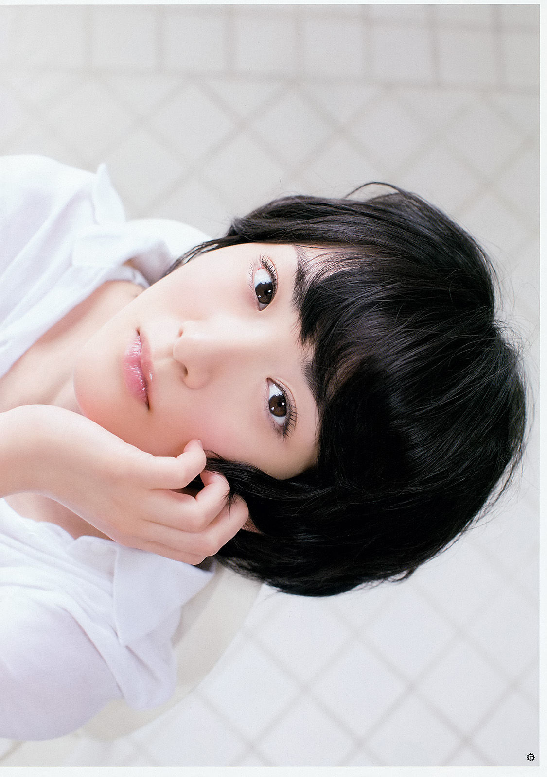 [Young Gangan] 2015年No.13 生駒里奈 御伽ねこむ 井上小百合