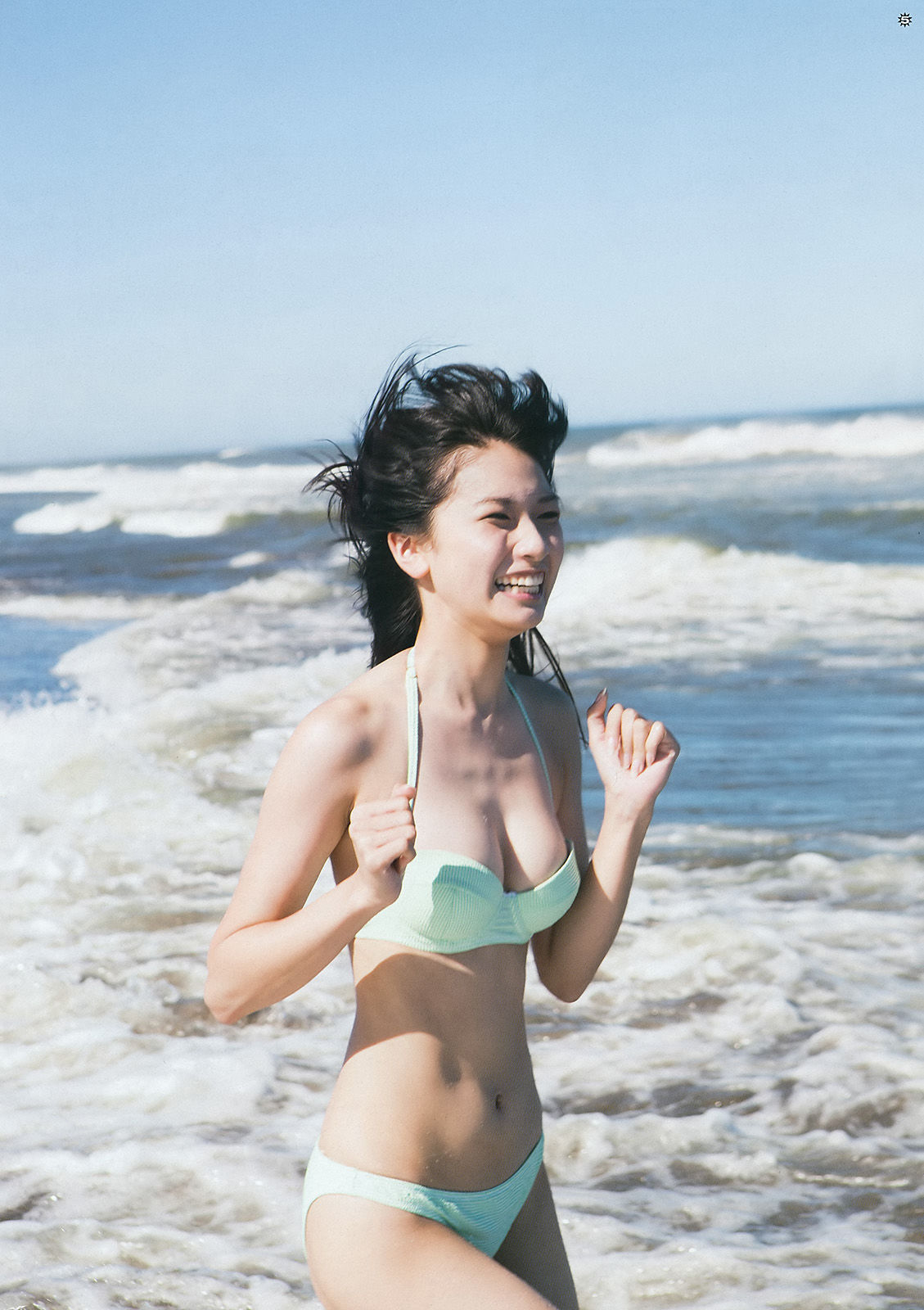 [Young Gangan] 2015年No.19 譜久村聖 夏江紘実 葉月ゆめ 森川彩香