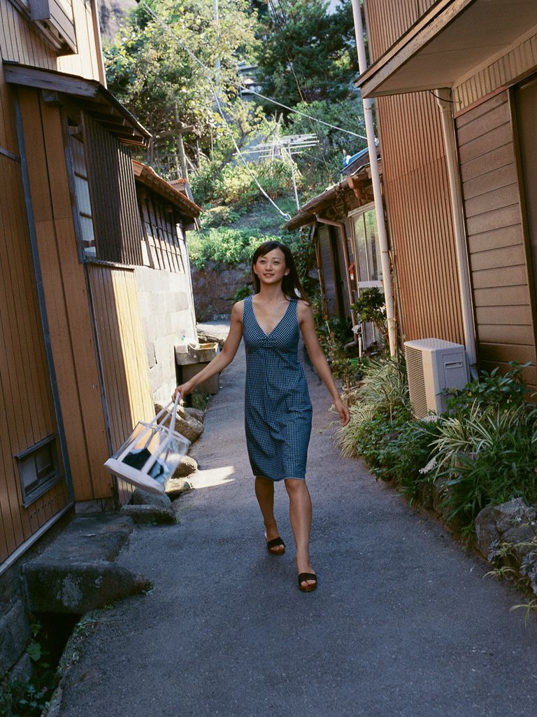 [Wanibooks] NO.10 Ayaka Komatsu 小松彩夏