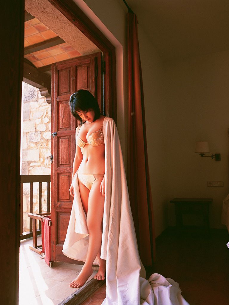 [Wanibooks] NO.15 Hiroko Sato 佐藤寛子