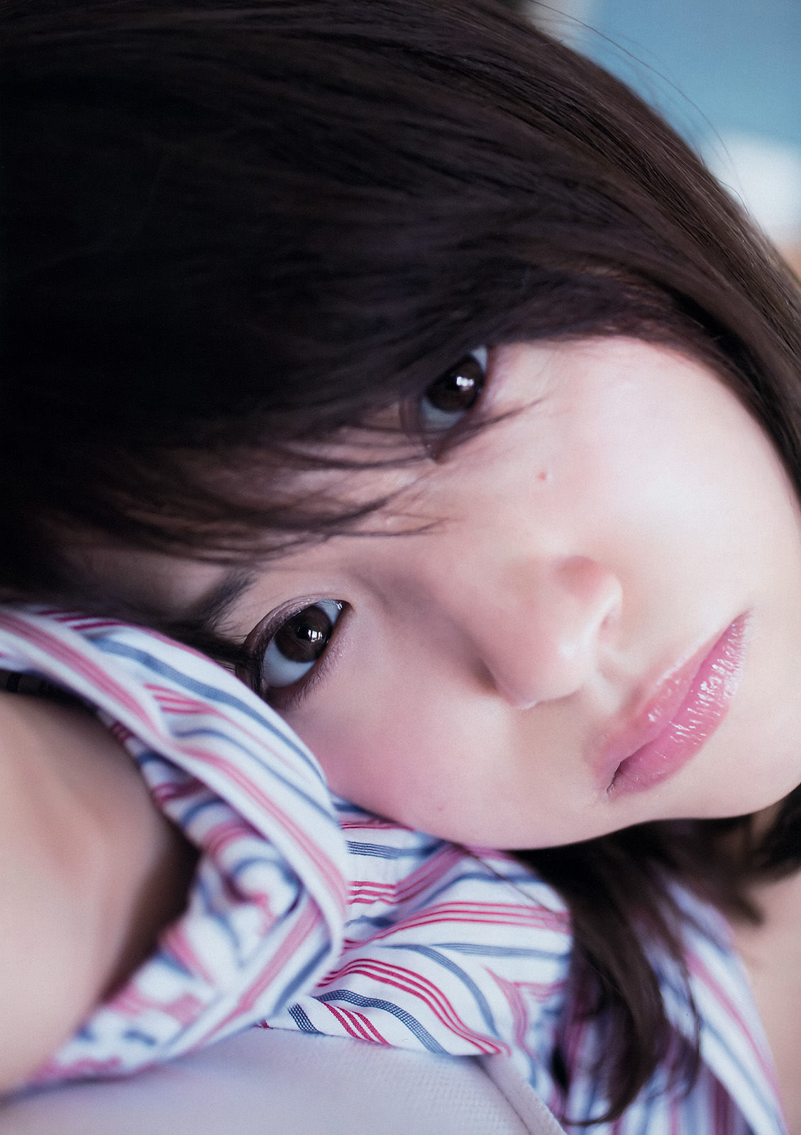 [Young Magazine] 2017年No.18 衛藤美彩 渡邉理佐