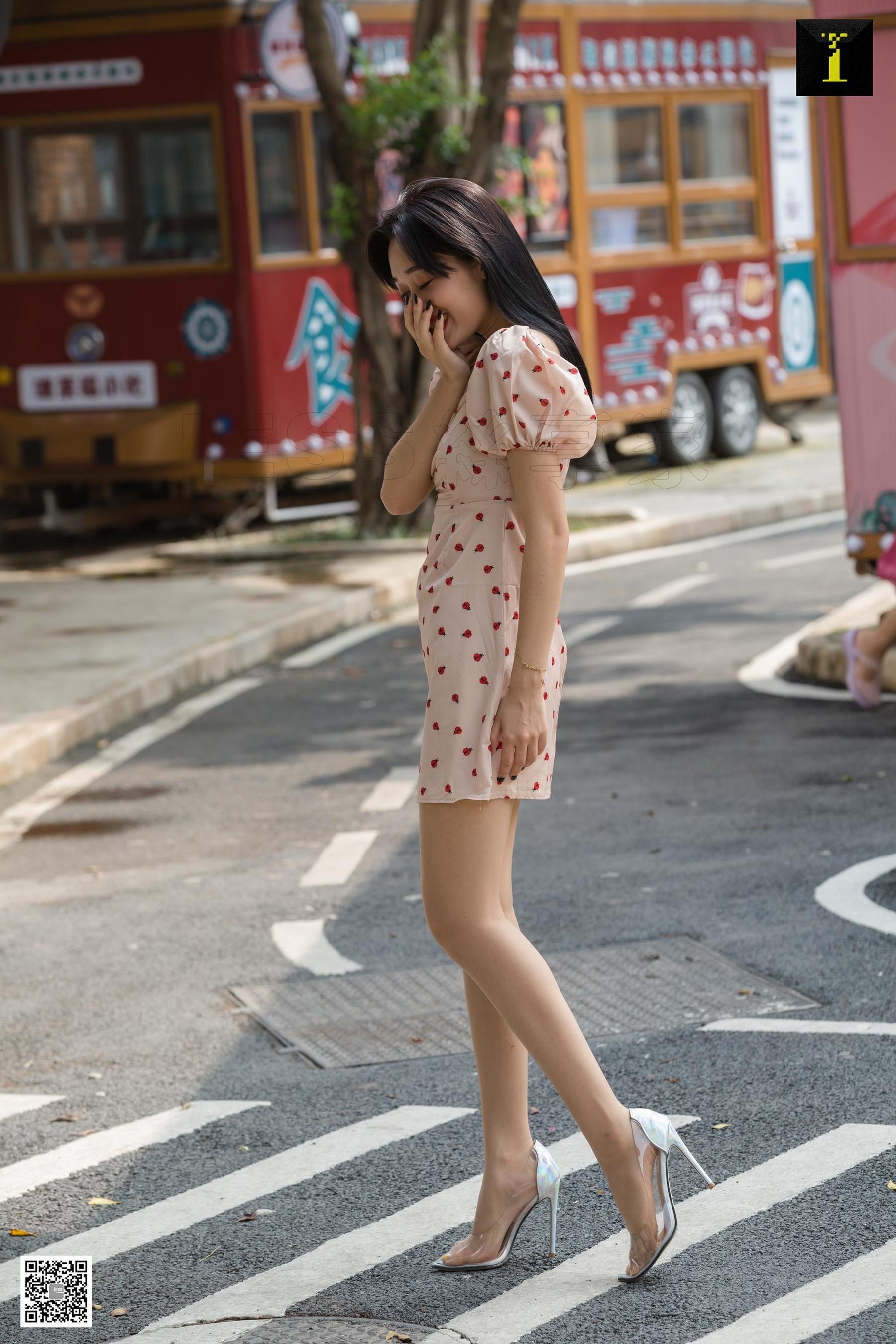 [IESS异思趣向] 模特：可乐 《少女感街拍》