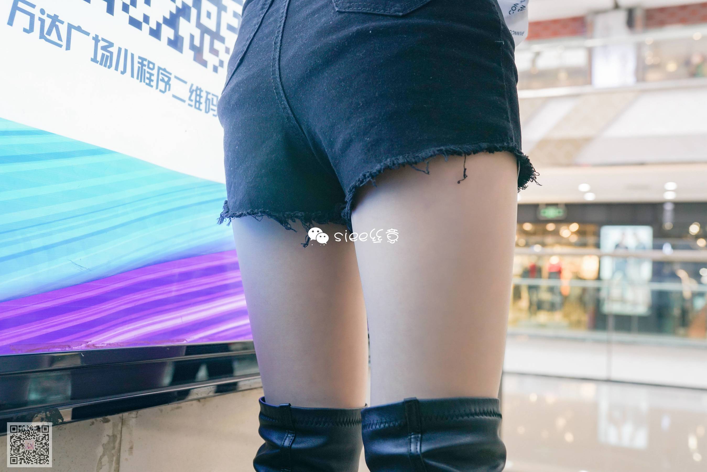 [丝意SIEE] 婷婷 长筒靴配肤色絲，小性感