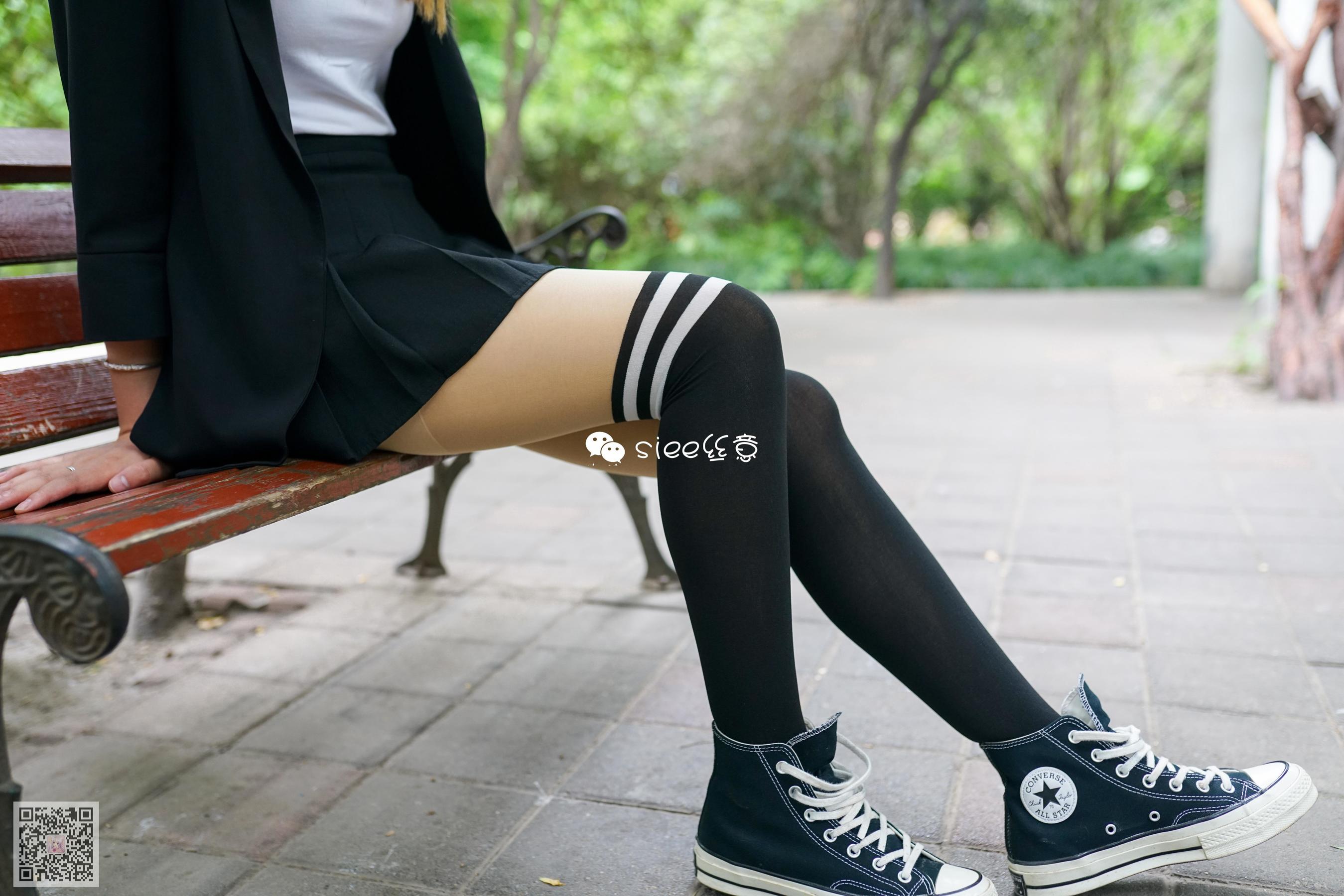 [丝意SIEE] 嫣然 走在晨光里的学妹