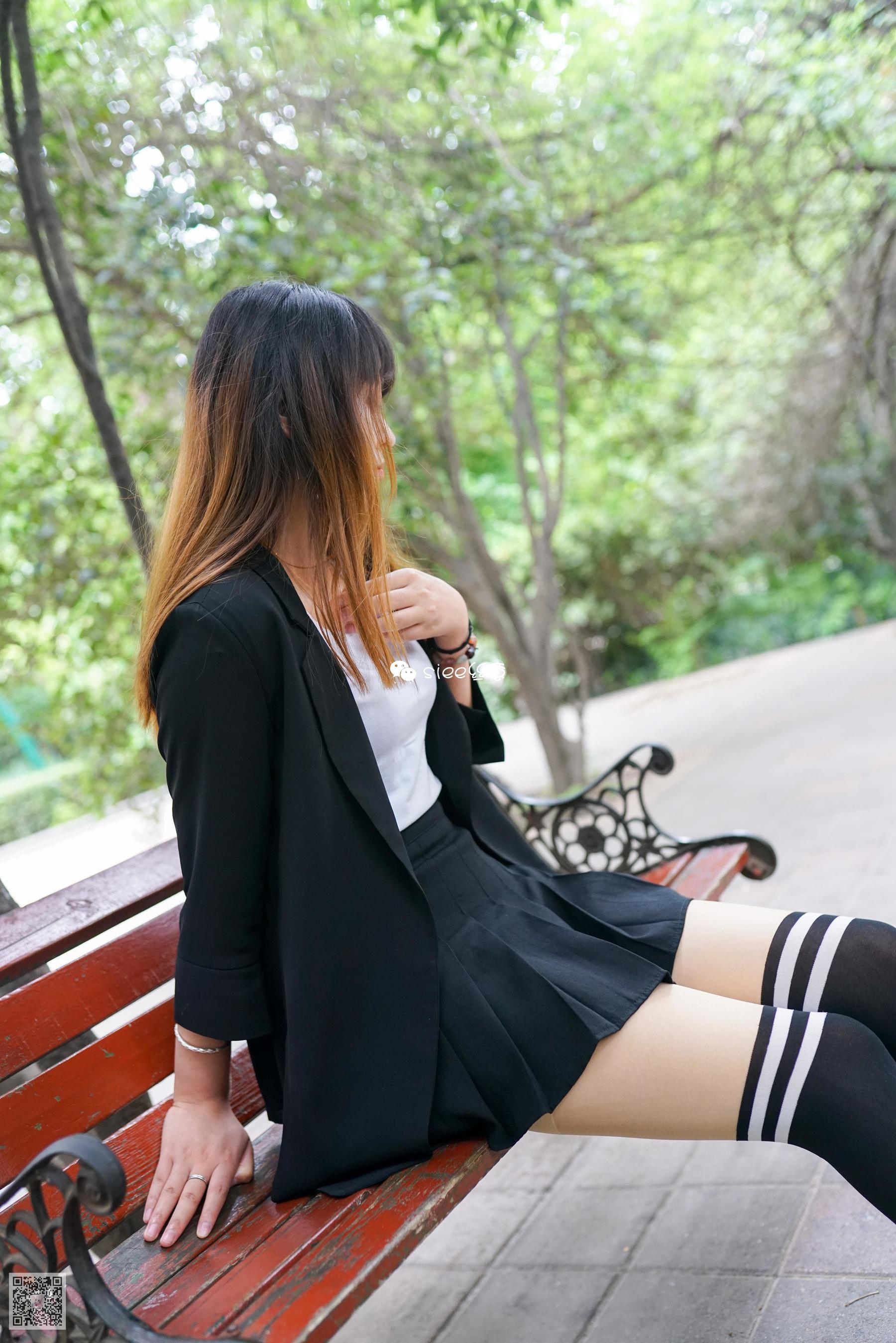[丝意SIEE] 嫣然 走在晨光里的学妹