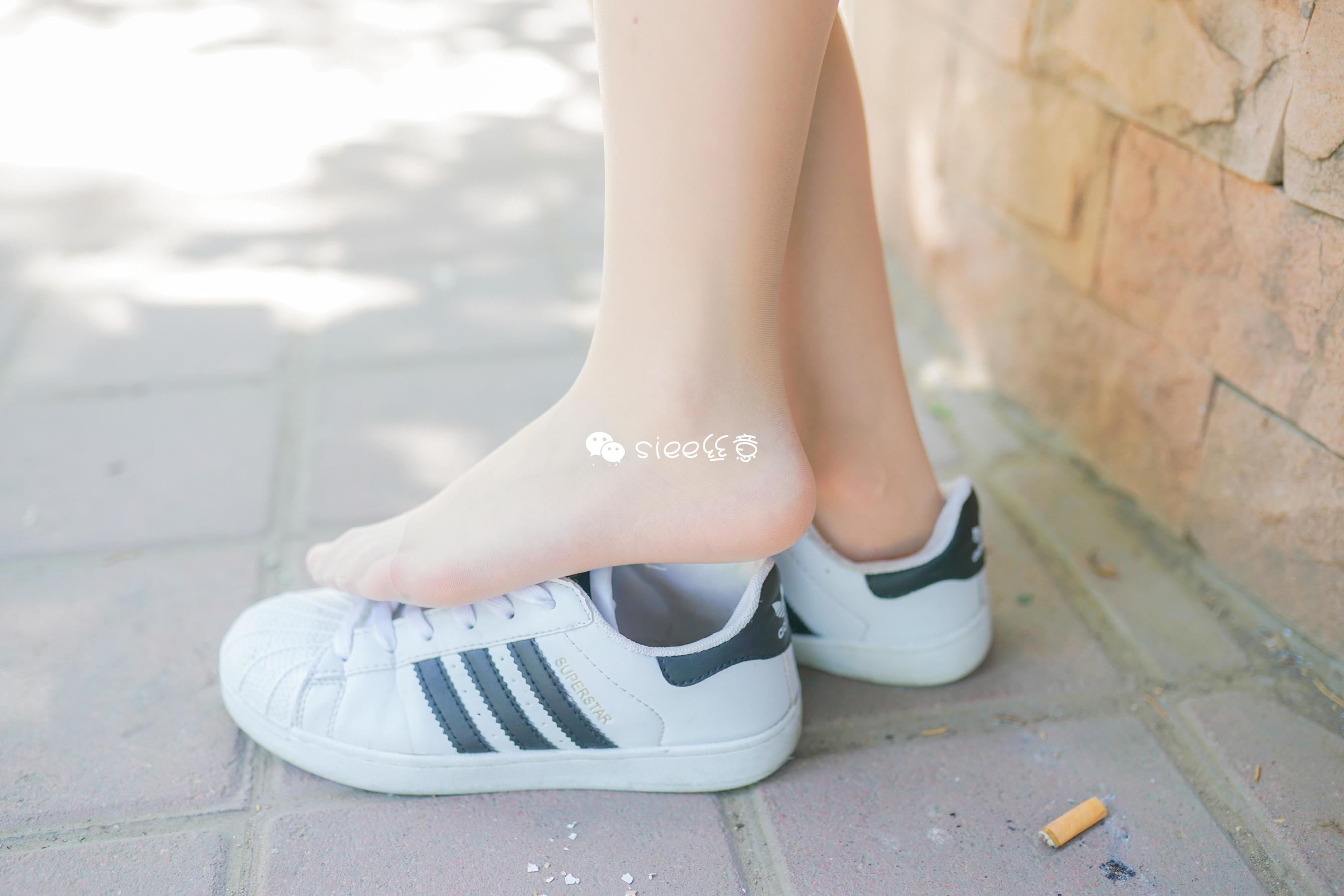 [丝意SIEE] 玲玲 新师妹，仲夏之思