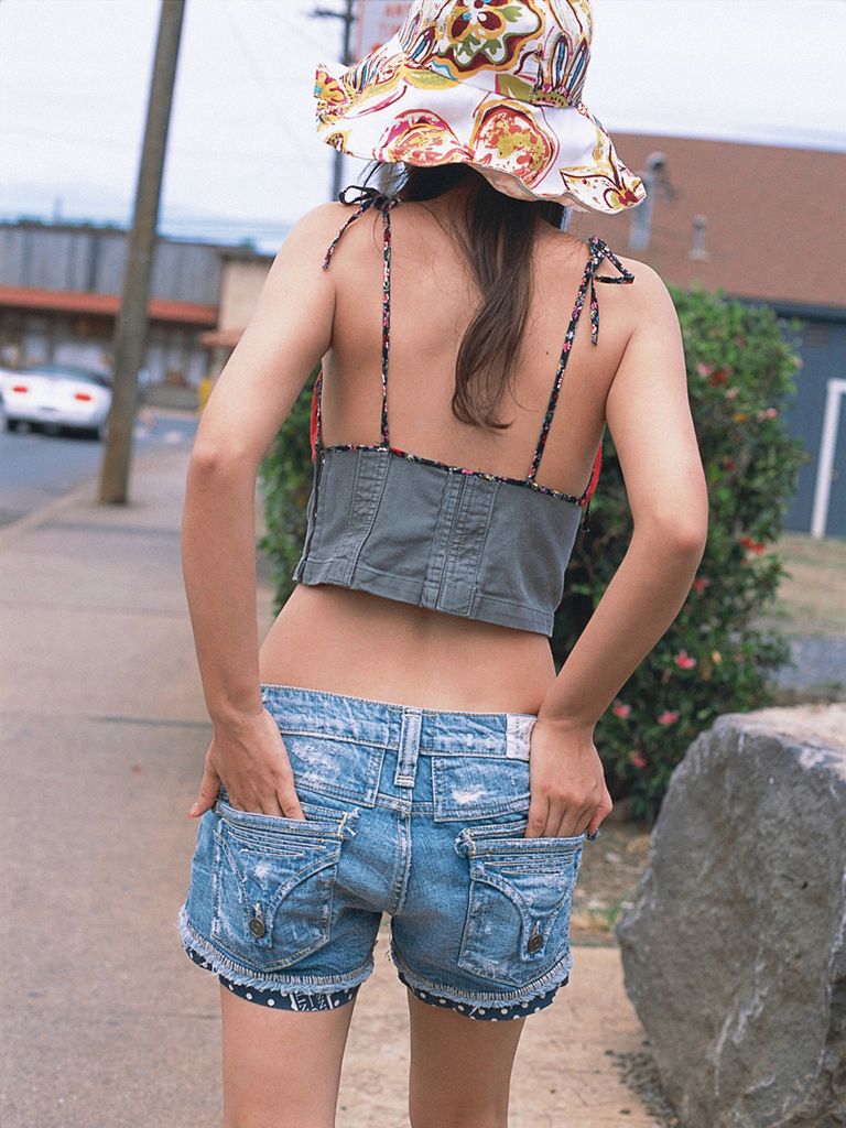 [Wanibooks] NO.44 Azusa Yamamoto 山本梓