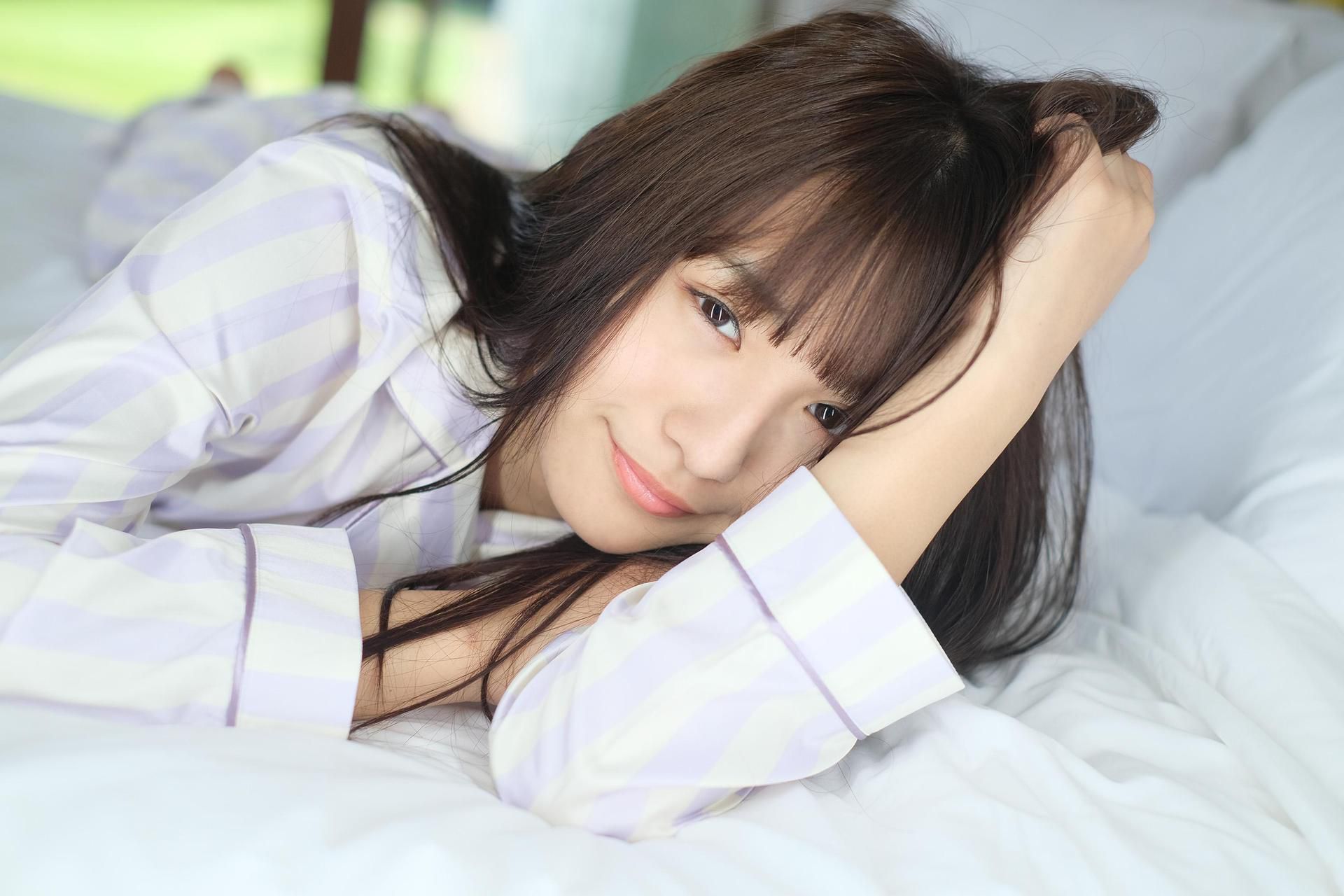 Nana Asakawa 浅川梨奈「お待たせしました！」