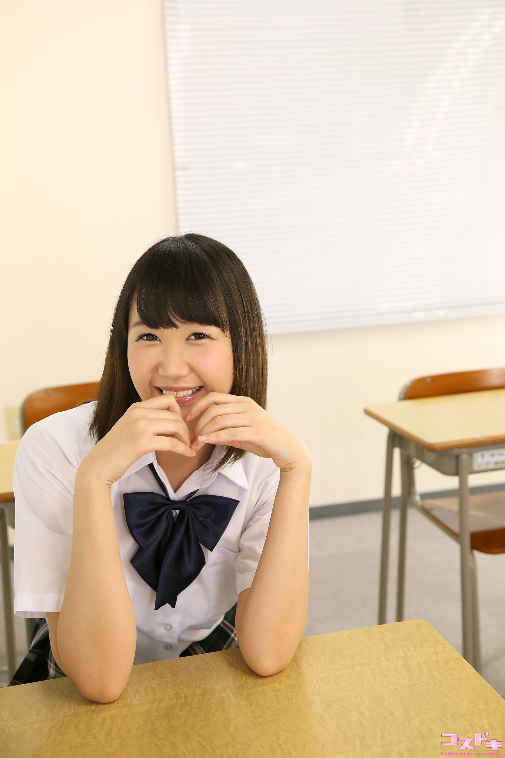 [Cosdoki] Mako Hashimoto 橋下まこ hashimotomako_pic_seifuku1