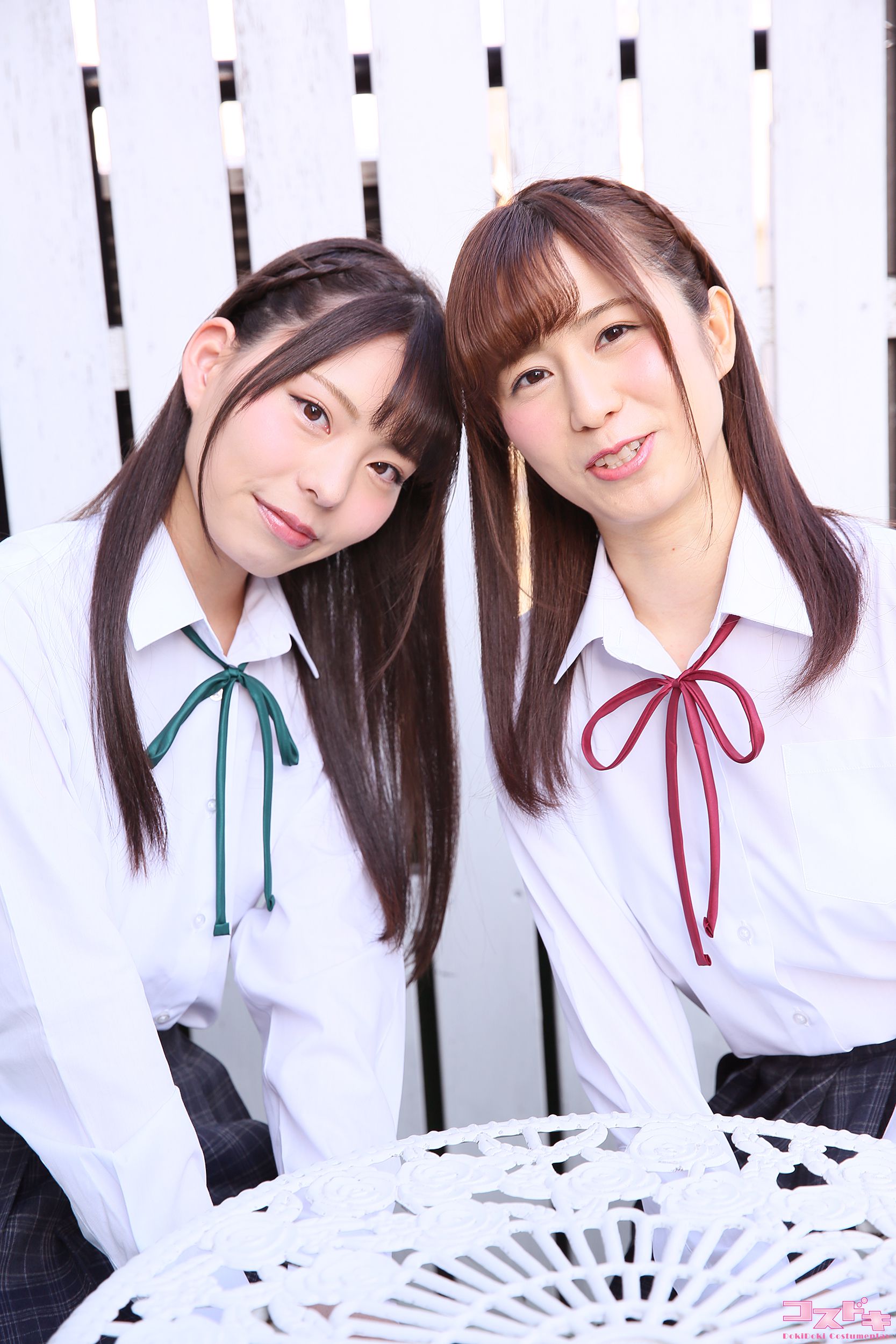 [Cosdoki] Sora Izumi 泉水蒼空2 & Chiaki Narumi 鳴海千秋2 izuminarumi_pic_seifuku1