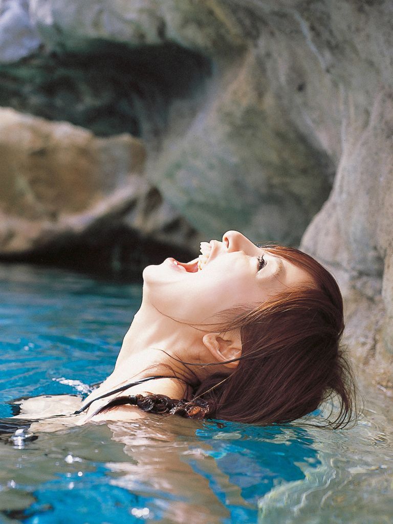 [Wanibooks] NO.51 Mariko Shinoda 篠田麻里子