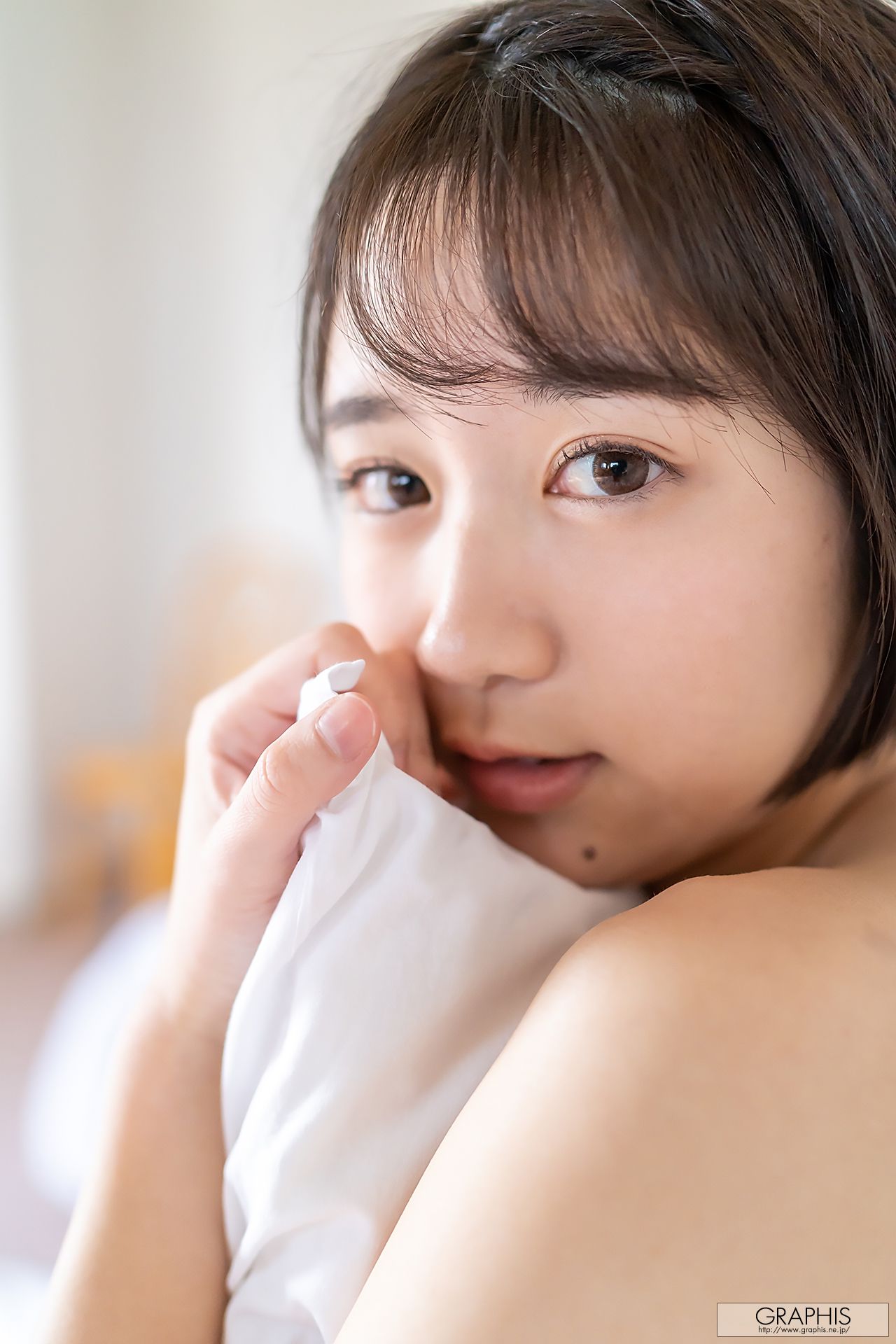 [Graphis] Gals446 Shiho Fujie 藤江史帆 Pele clara