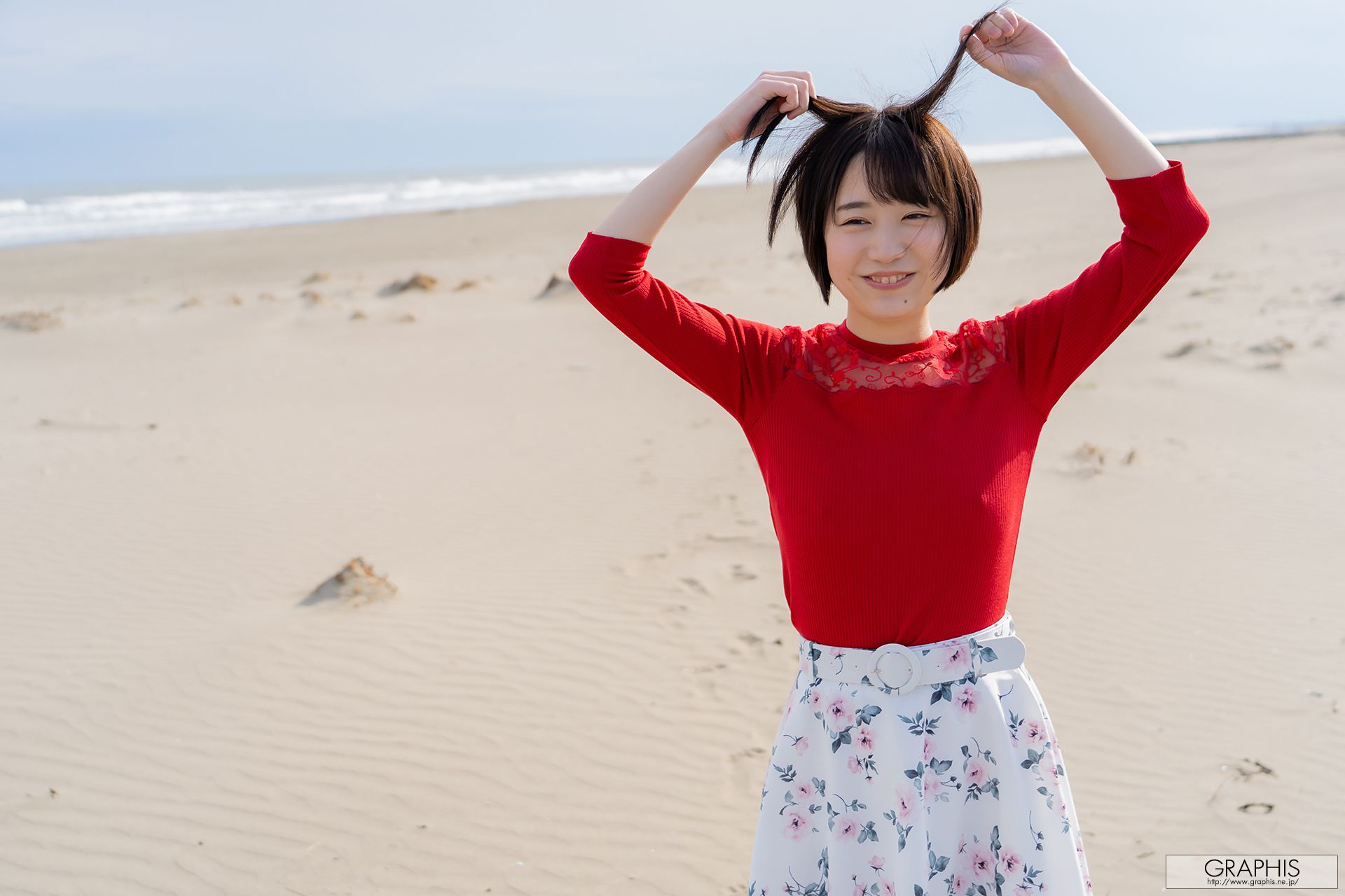 [Graphis] Gals446 Shiho Fujie 藤江史帆 Pele clara