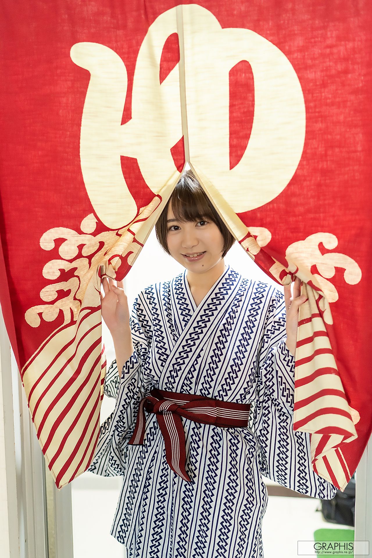 [Graphis] Gals446 Shiho Fujie 藤江史帆 Pele clara