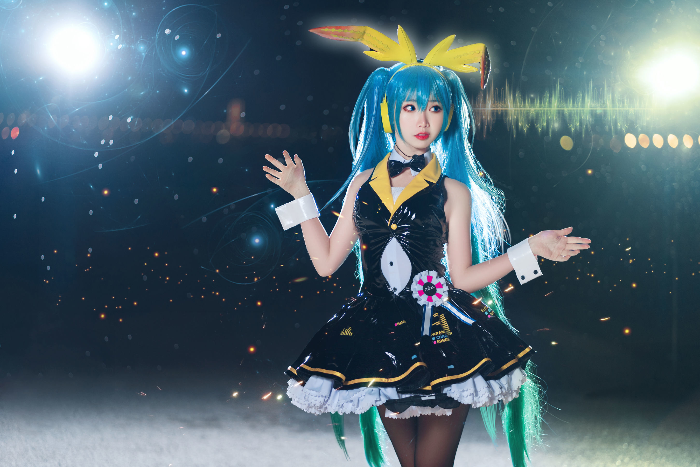 [萝莉COS] 面饼仙儿 - 初音Miku