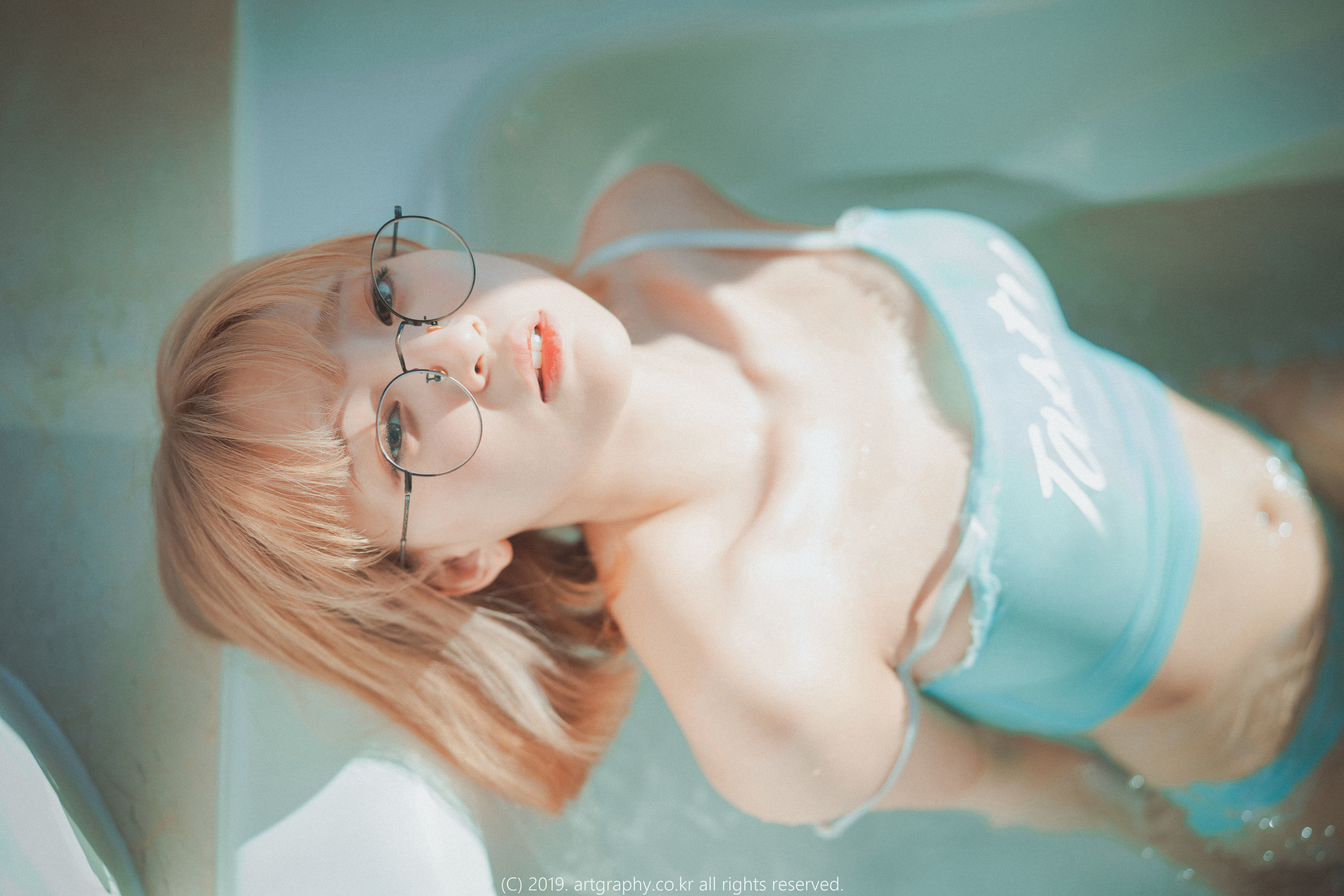 [ARTGRAVIA] VOL.056 巨乳少女姜仁卿 - 蕾丝内衣+吊带小背心