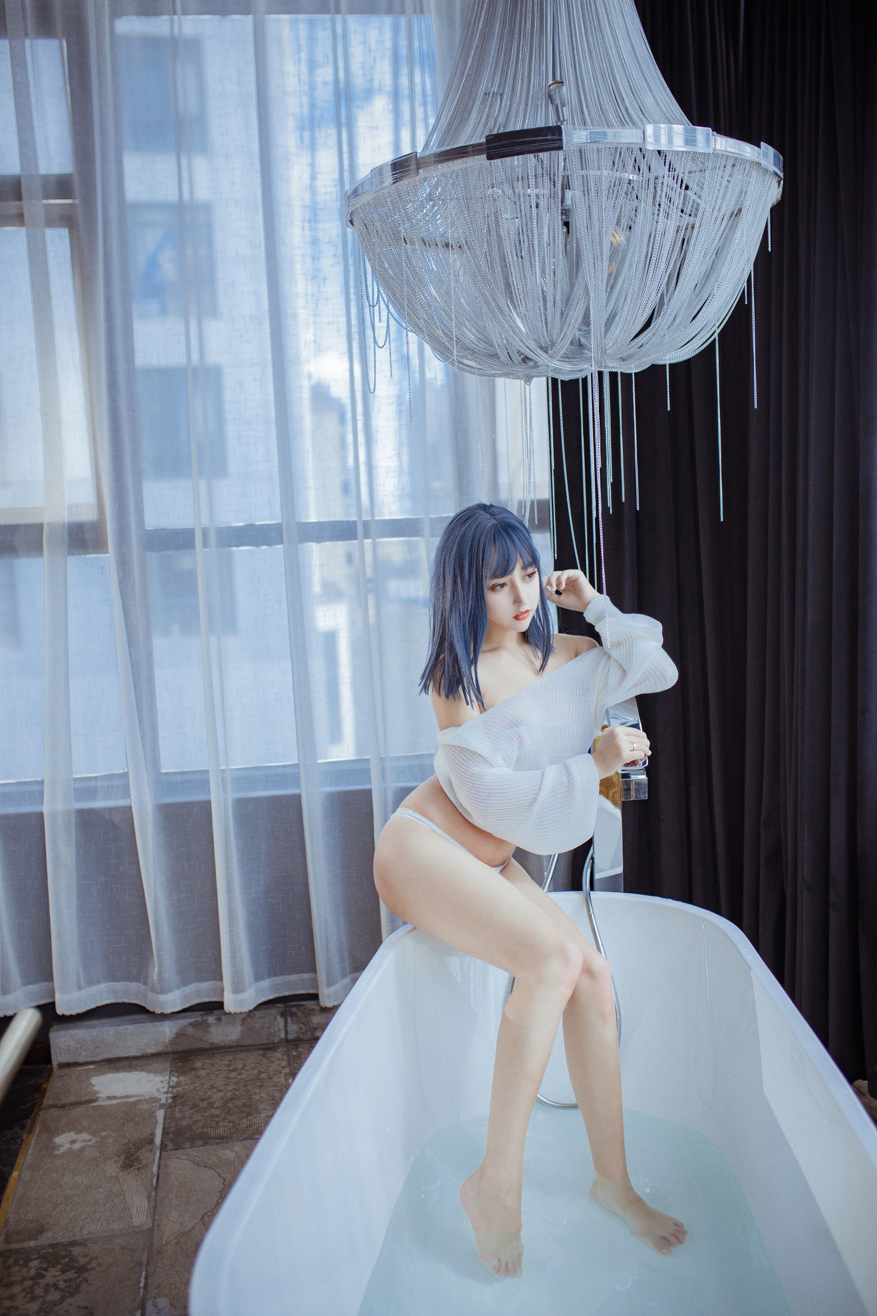 [萝莉COS] 斗鱼米线线sama - 浴缸