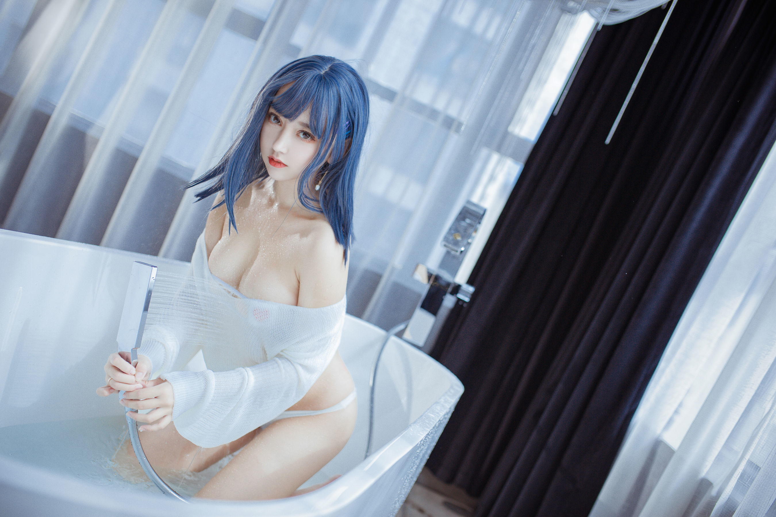 [萝莉COS] 斗鱼米线线sama - 浴缸