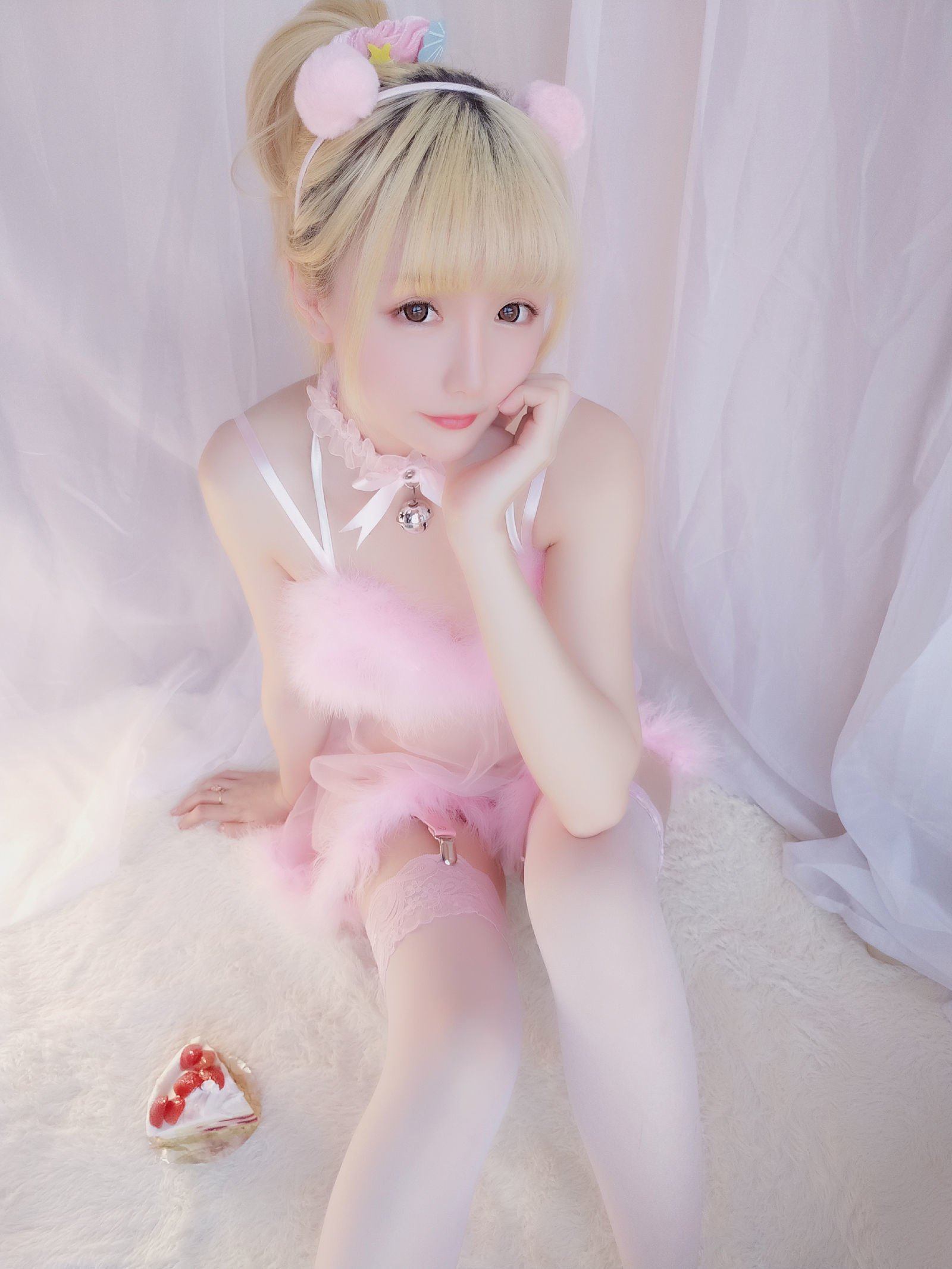 [萝莉COS] 星之迟迟 VOL.09 草莓睡衣包
