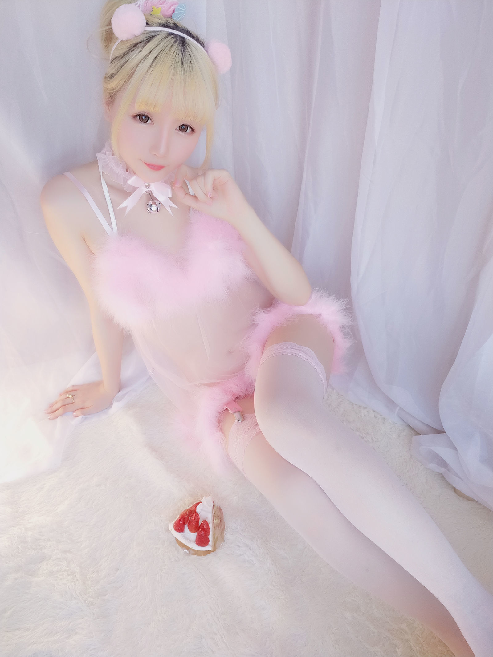 [萝莉COS] 星之迟迟 VOL.09 草莓睡衣包