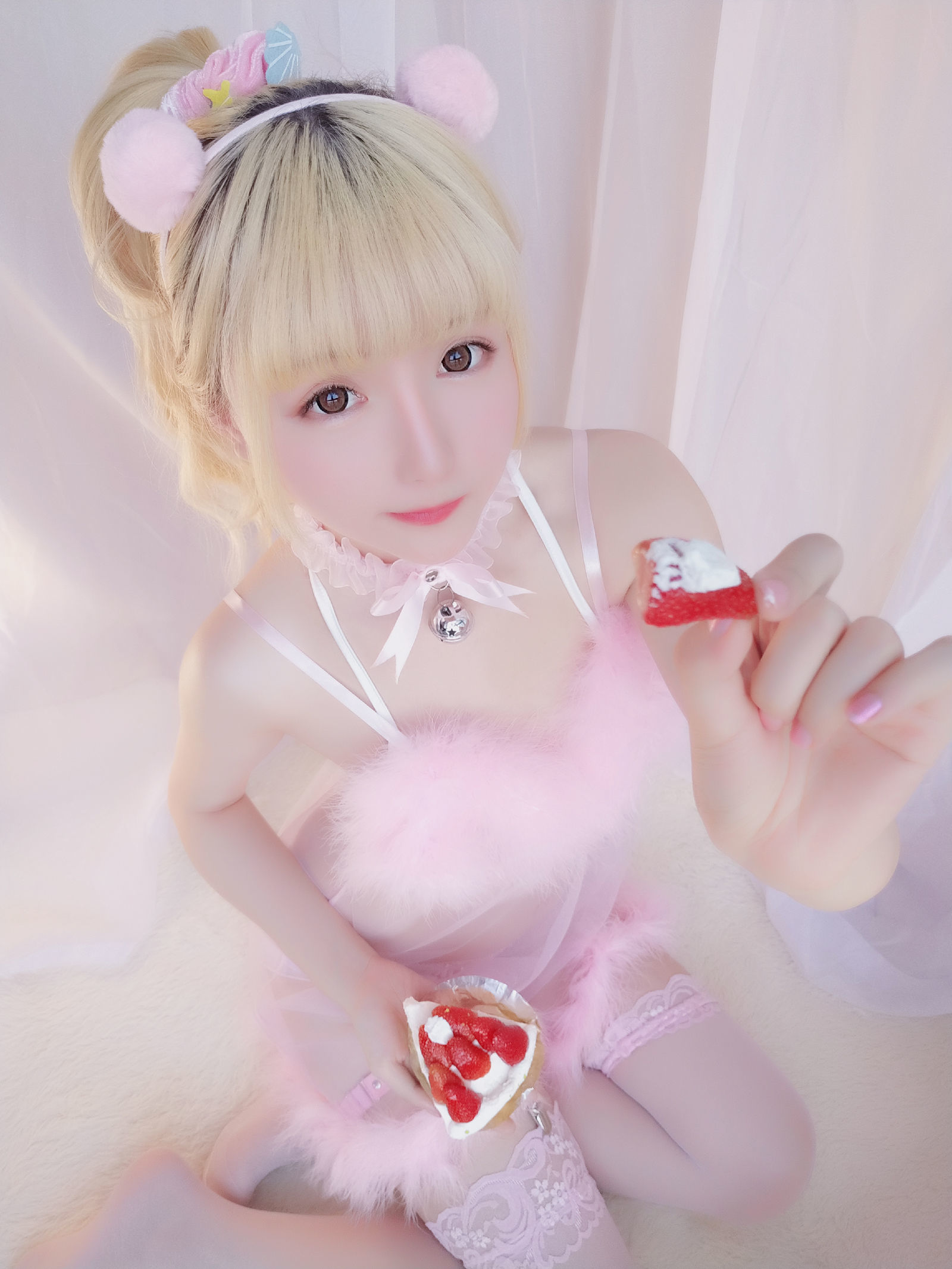[萝莉COS] 星之迟迟 VOL.09 草莓睡衣包