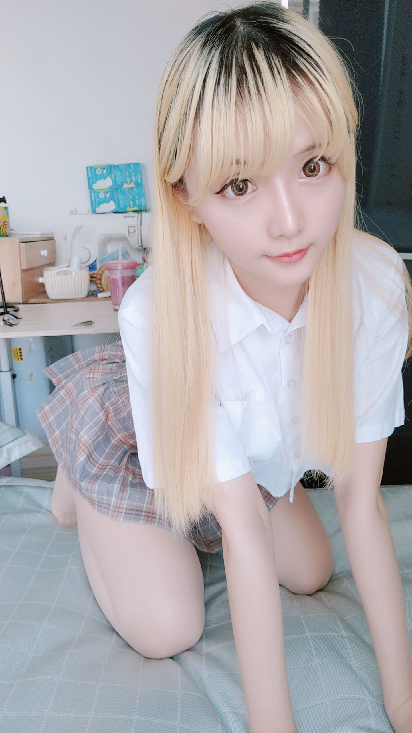 [萝莉COS] 星之迟迟 - 短裙制服