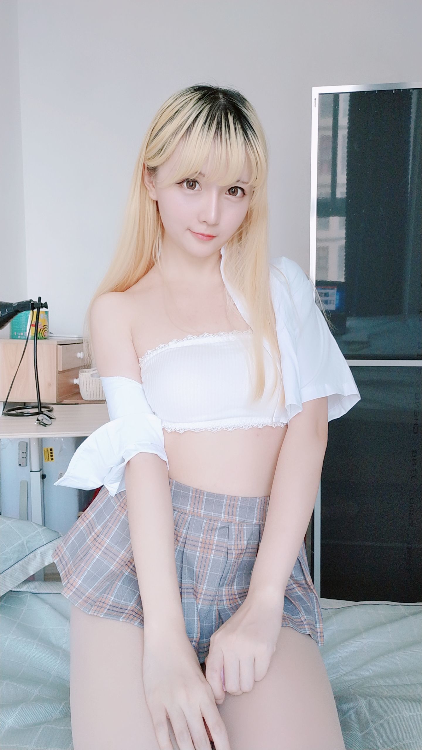 [萝莉COS] 星之迟迟 - 短裙制服