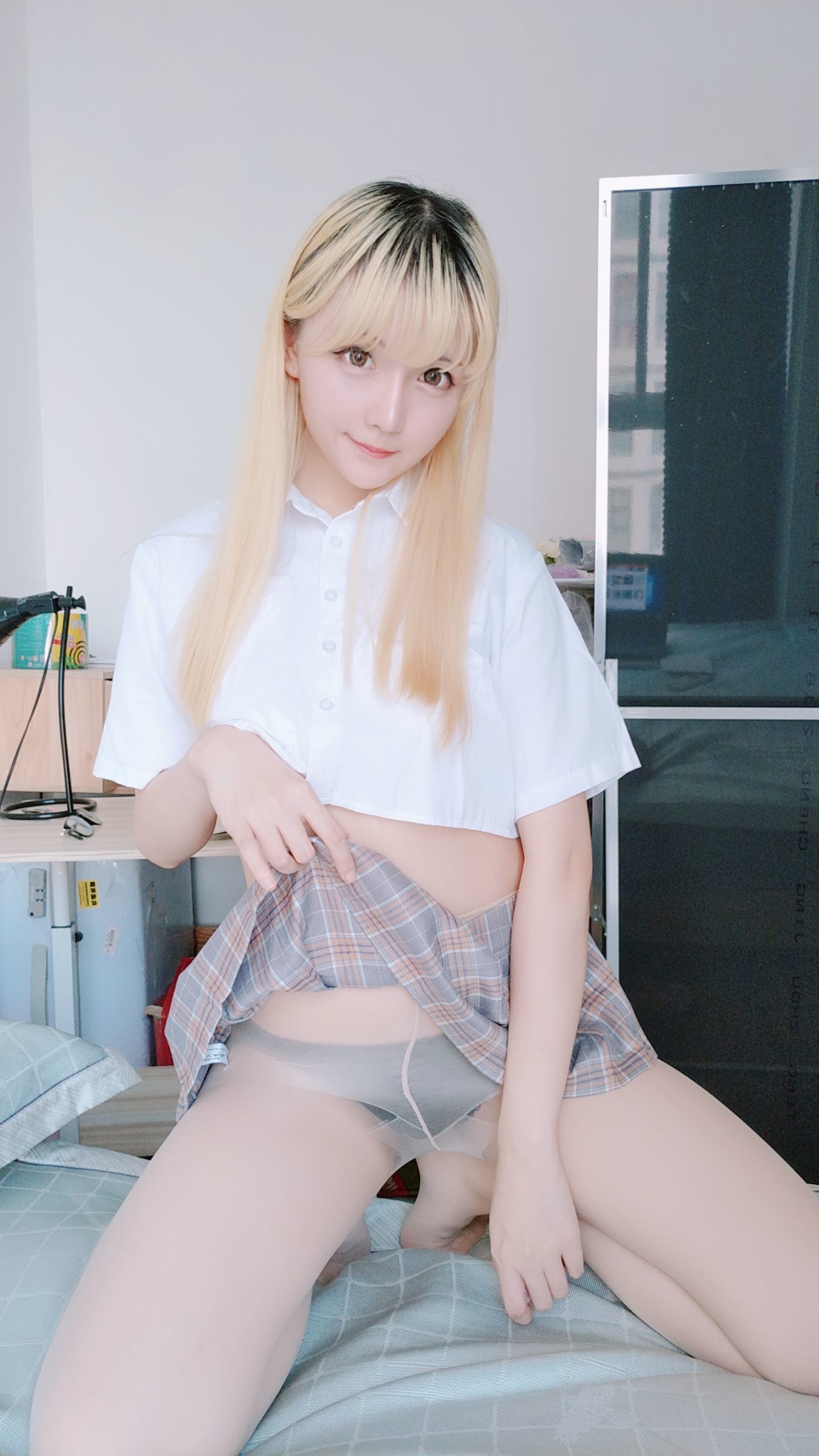[萝莉COS] 星之迟迟 - 短裙制服
