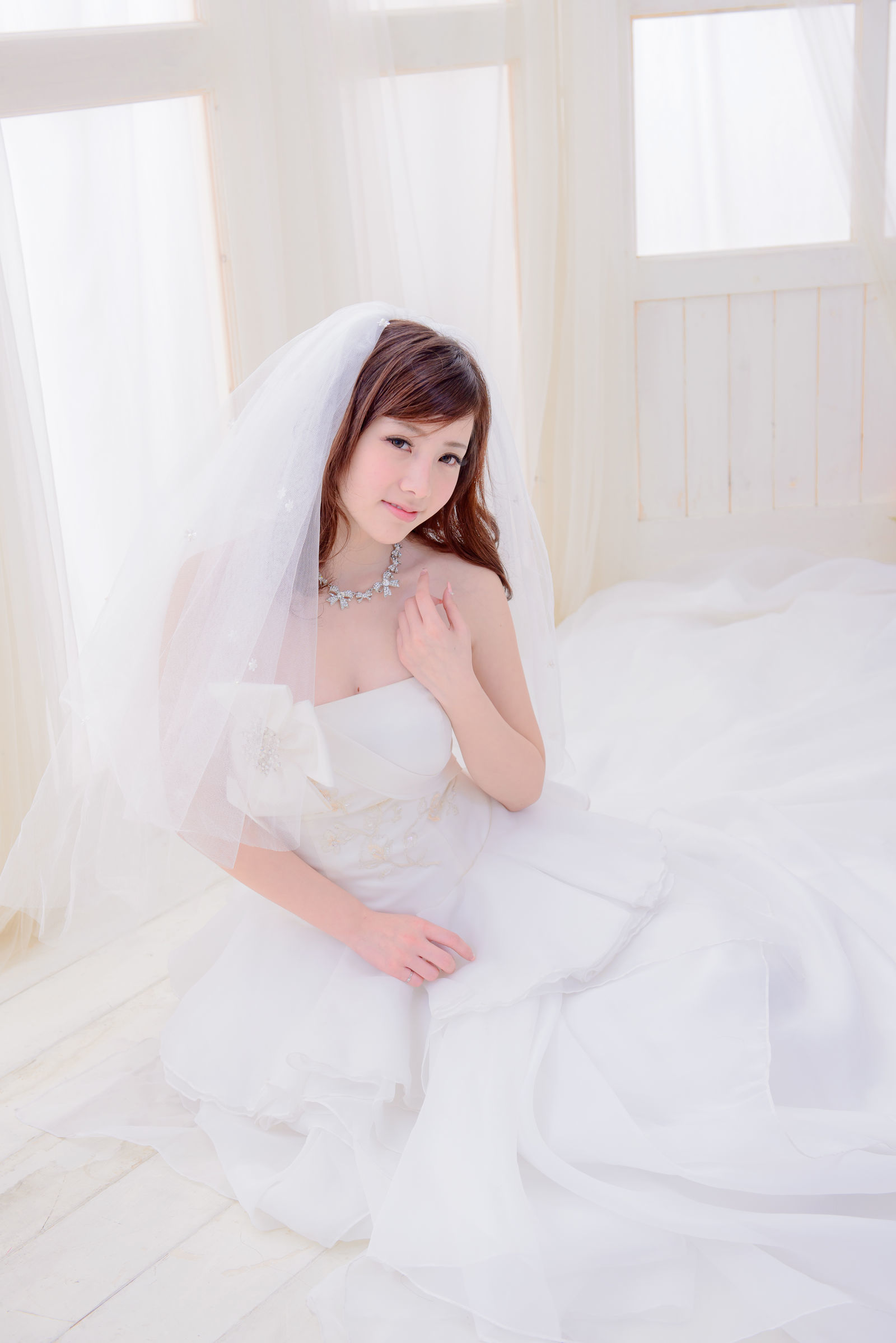 [台湾美女] 陈思颖 蓝白婚纱影集
