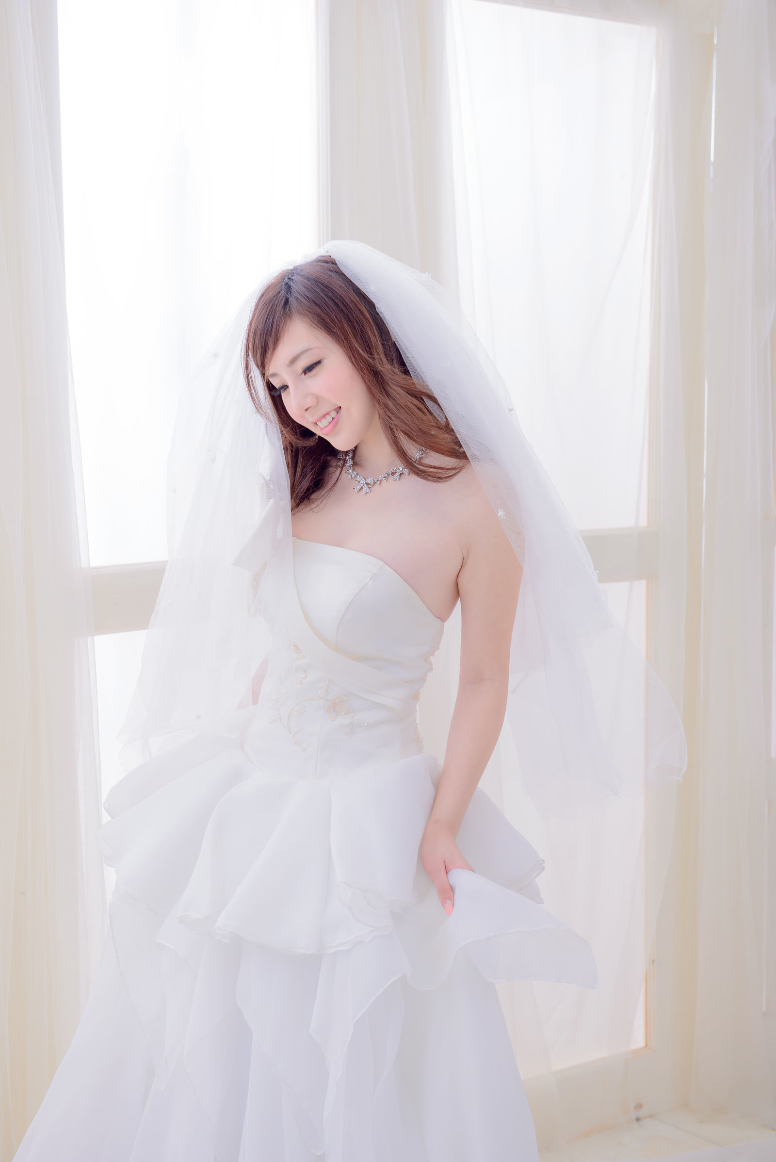 [台湾美女] 陈思颖 蓝白婚纱影集