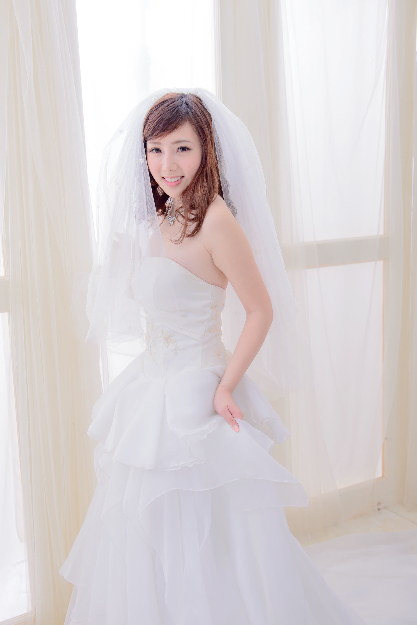 [台湾美女] 陈思颖 蓝白婚纱影集