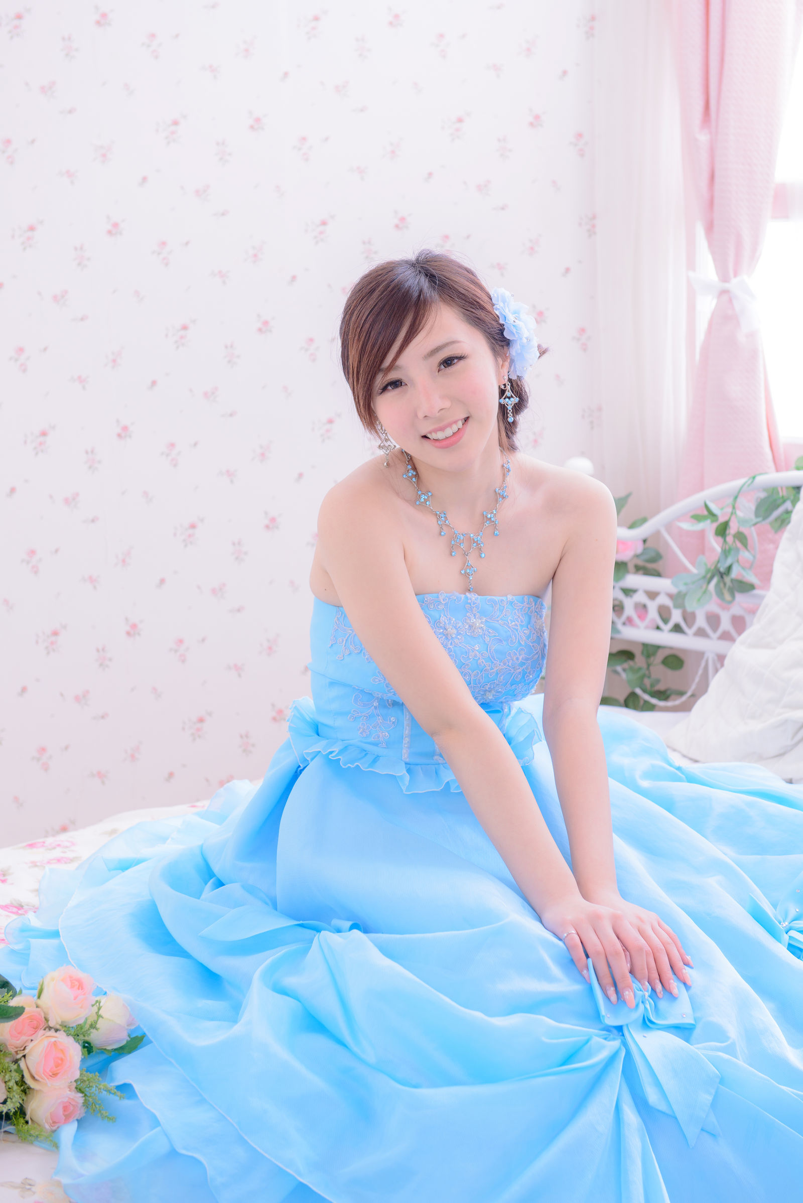 [台湾美女] 陈思颖 蓝白婚纱影集
