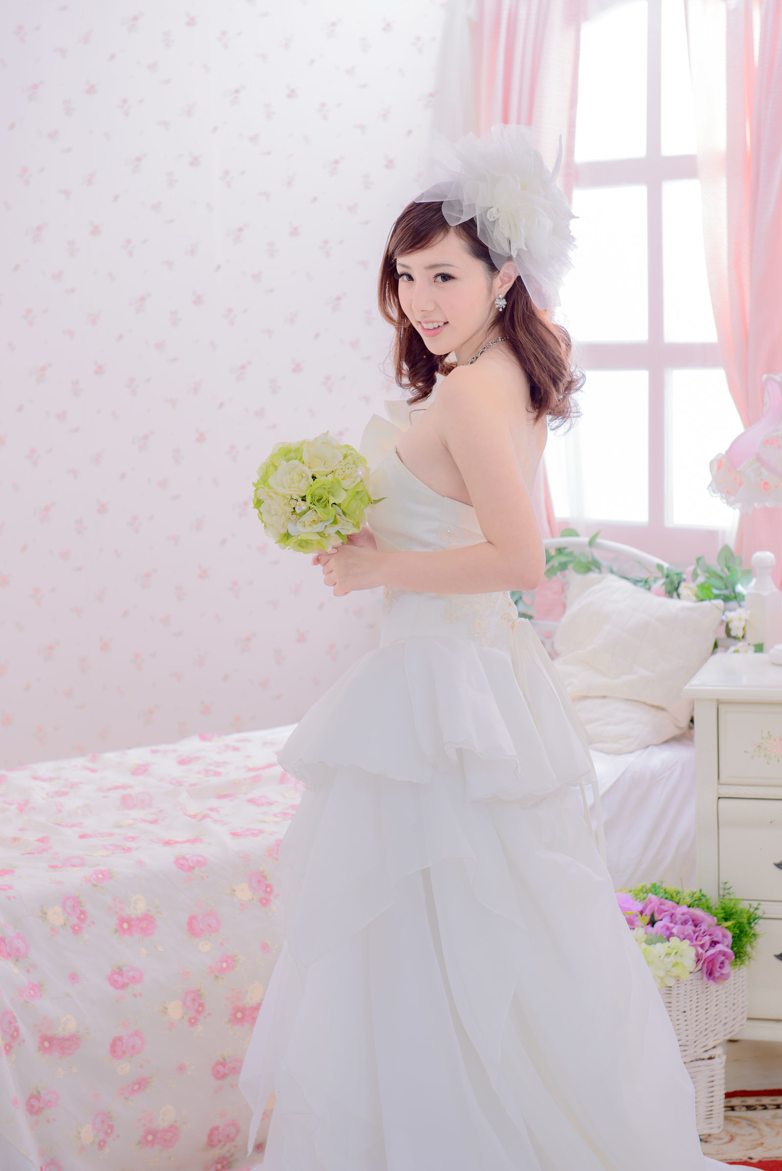 [台湾美女] 陈思颖 蓝白婚纱影集