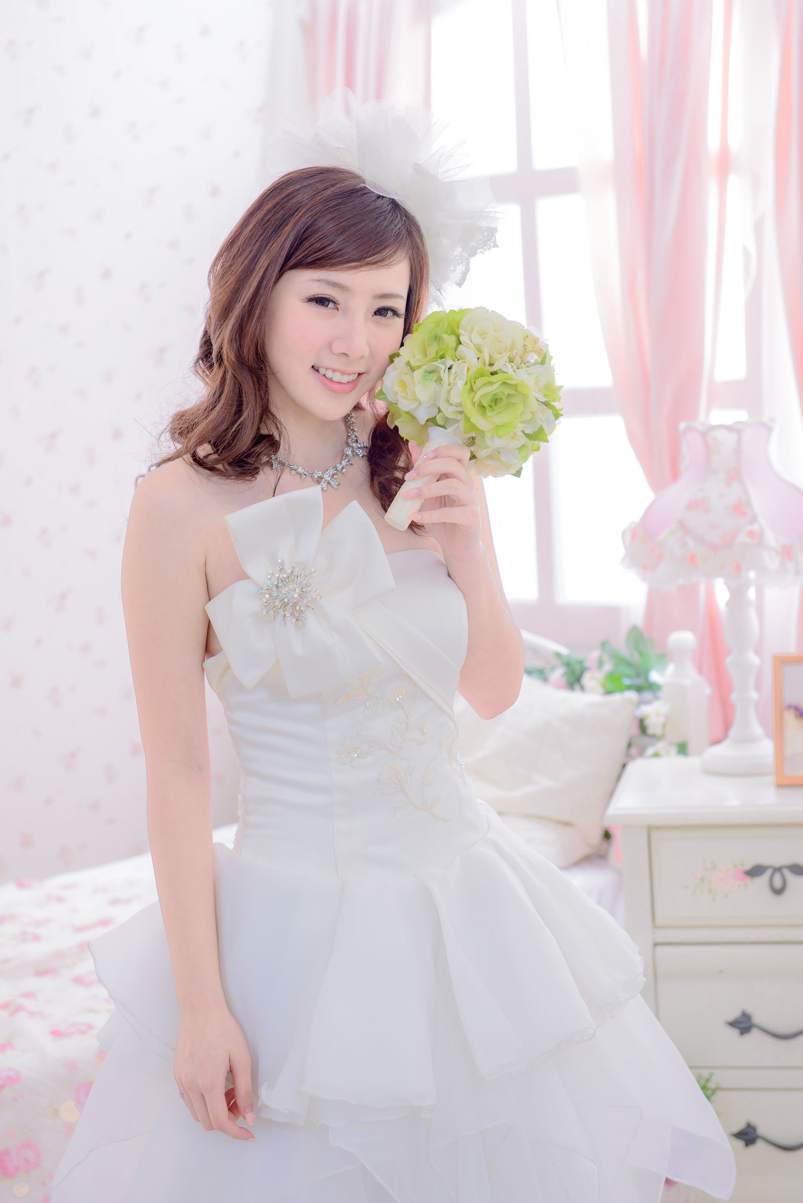 [台湾美女] 陈思颖 蓝白婚纱影集