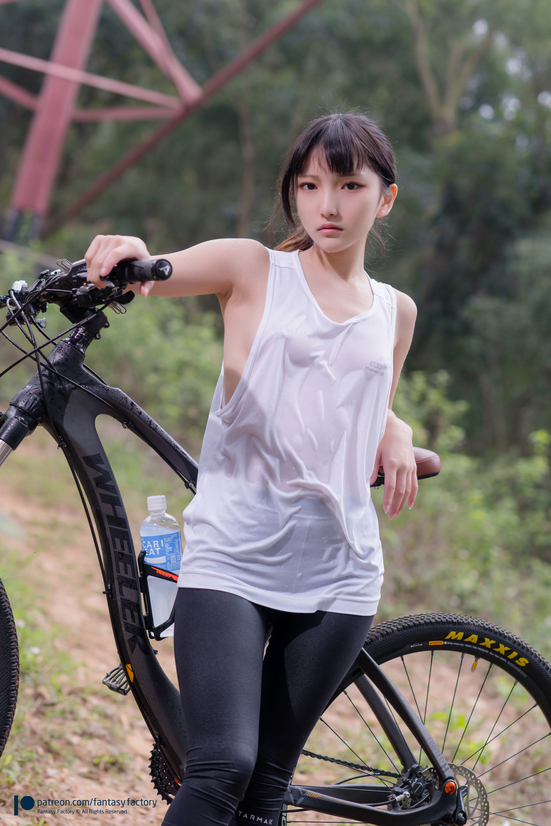 [Fantasy Factory] 小丁Cosplay - 单车少女 黑胶 情趣网衫