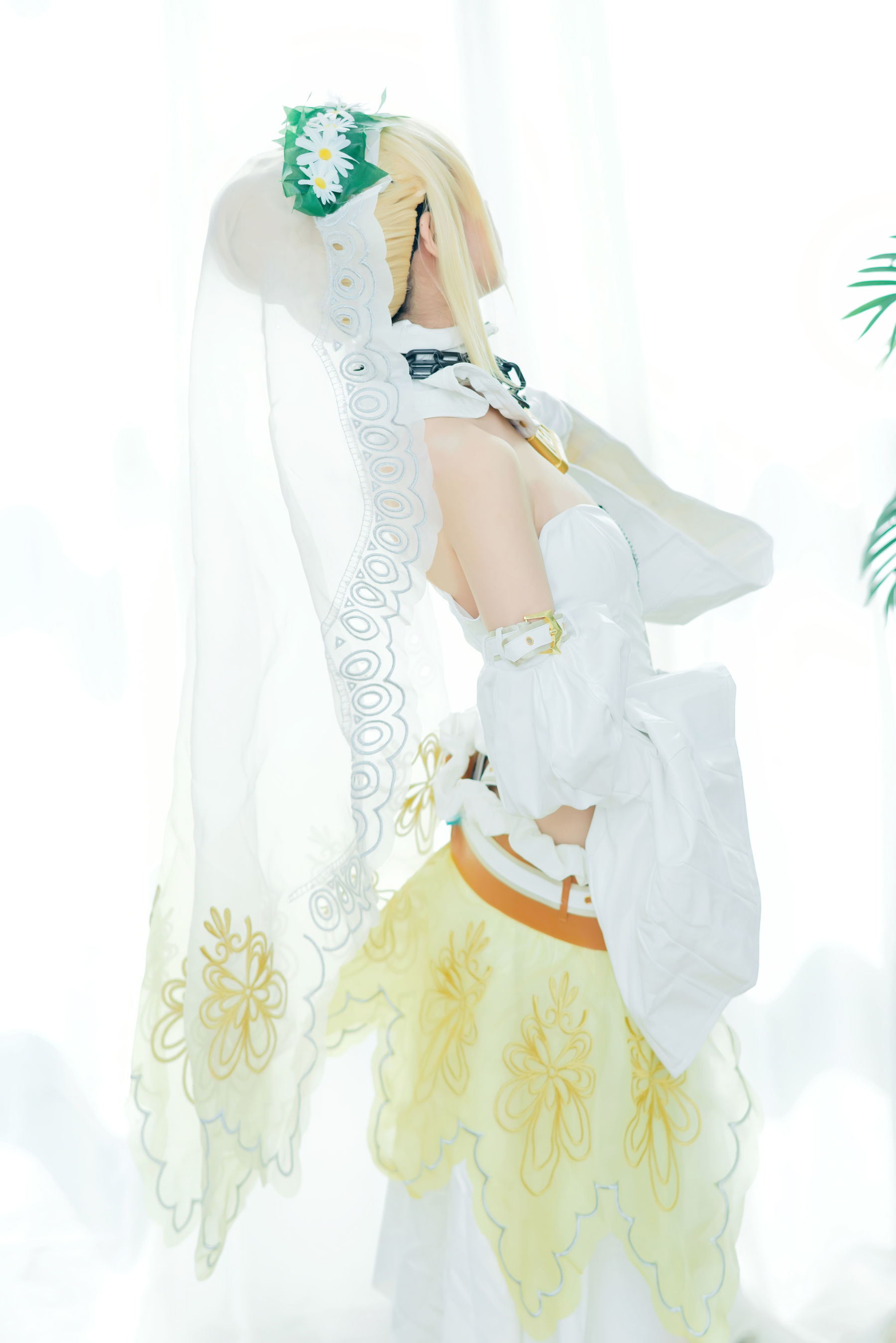 [萝莉COS] Nagesa魔物女本 白衣骑士