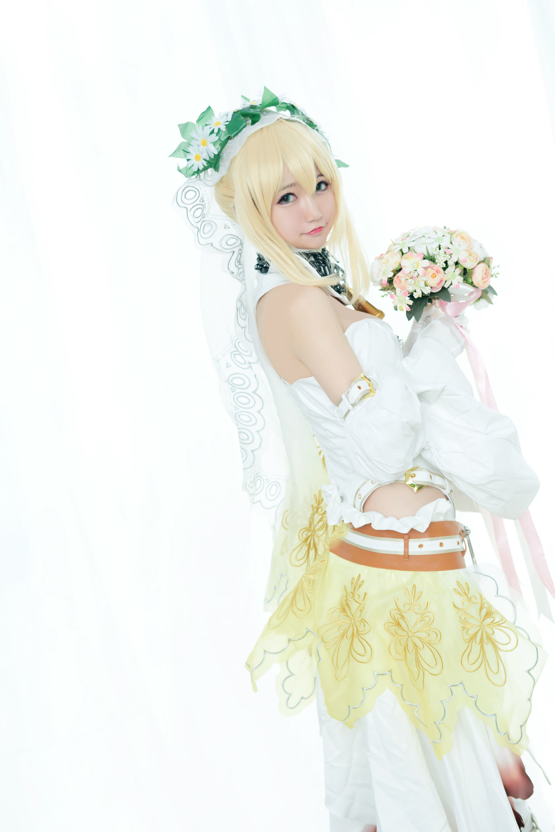 [萝莉COS] Nagesa魔物女本 白衣骑士