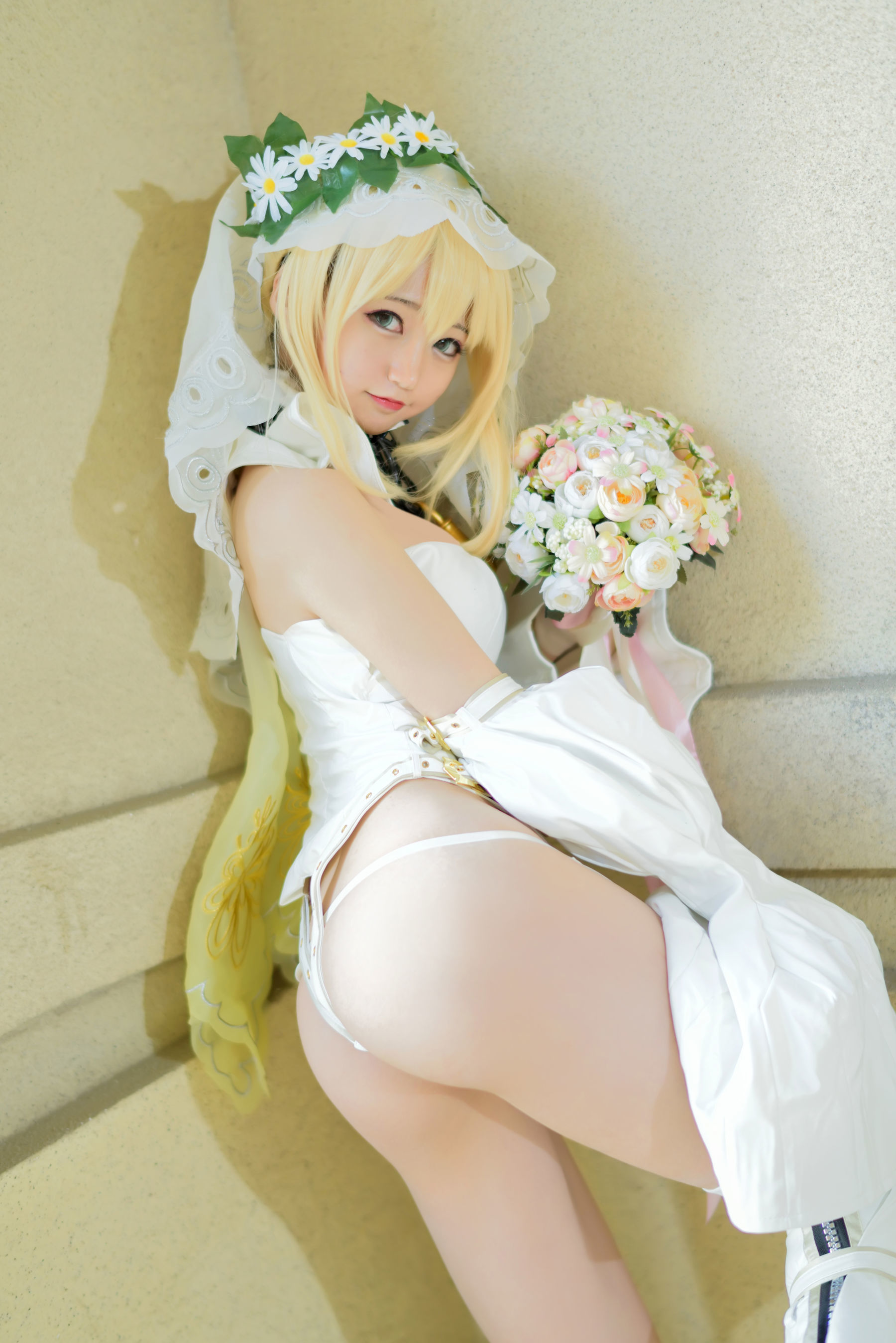 [萝莉COS] Nagesa魔物女本 白衣骑士