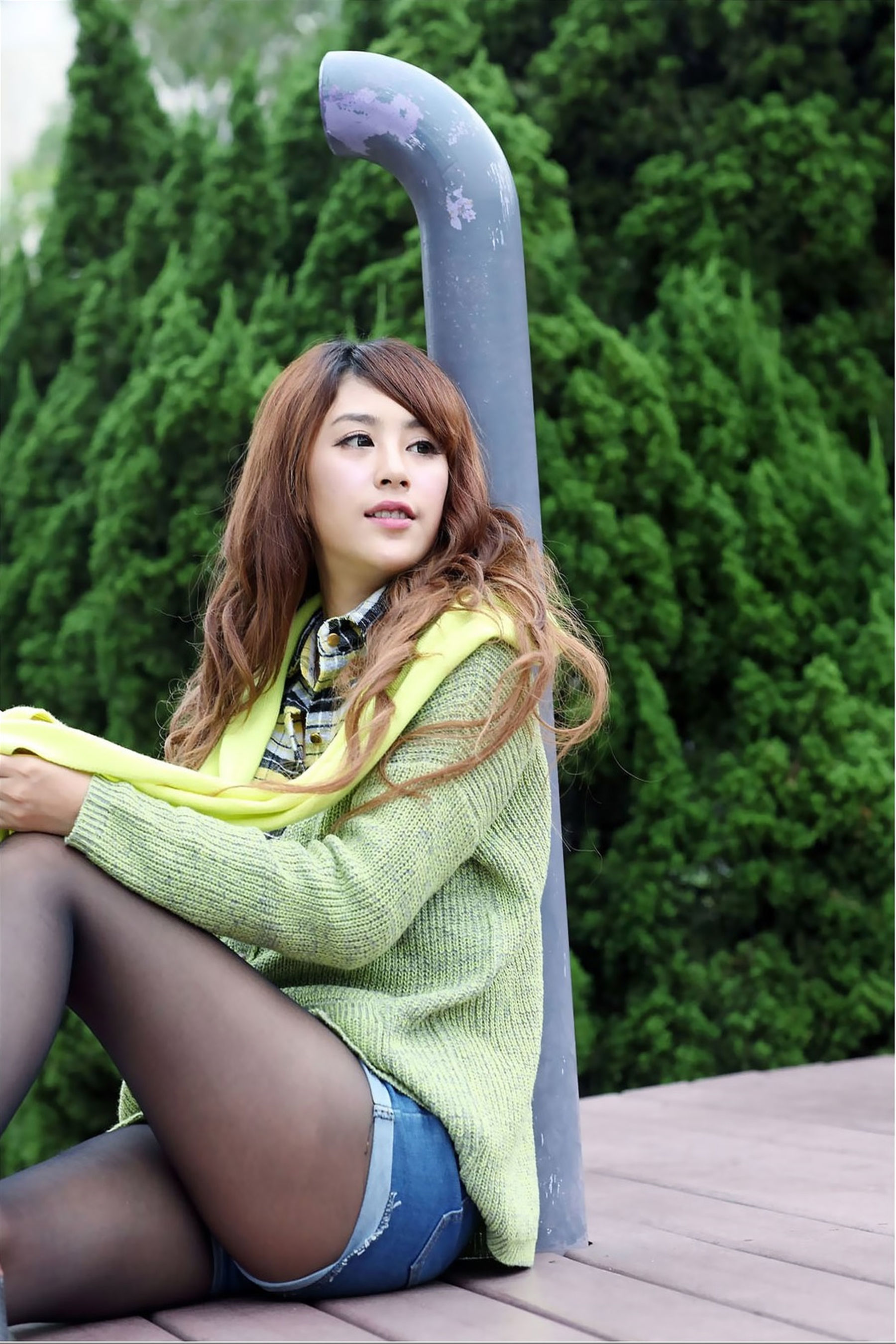 [台湾美女] 夏晴MISO 黑丝外拍